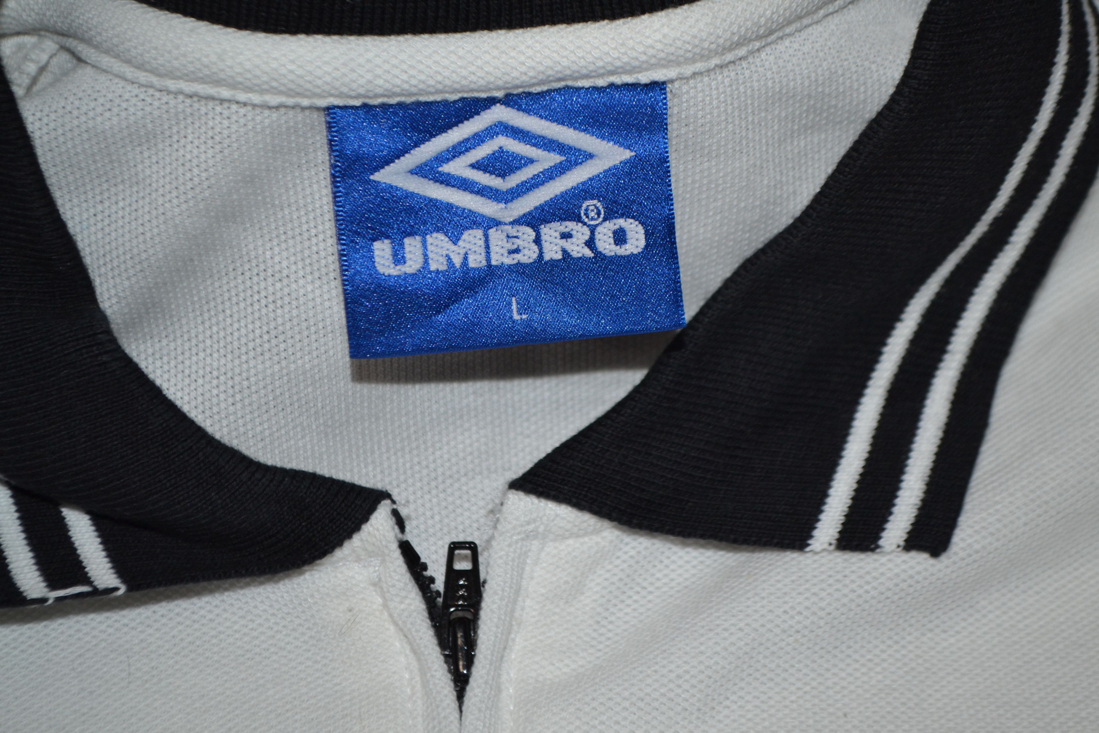 Umbro Vintage Manchester United 90s Pre Match Polo Shirt Jersey Size US L / EU 52-54 / 3 - 3 Thumbnail