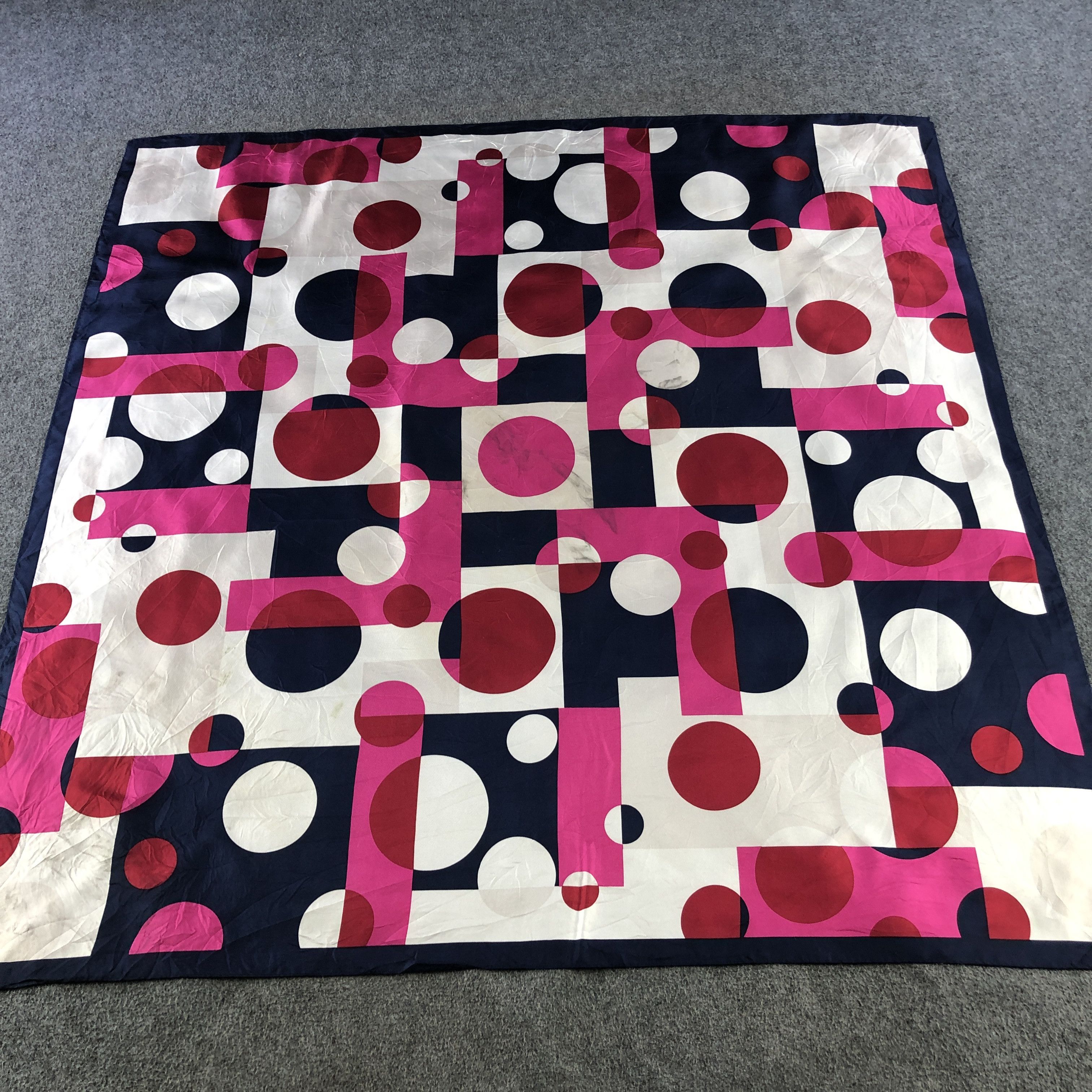 Japanese Brand Vintage Luxury Abstract Silk Scarf M1283 Size ONE SIZE - 2 Thumbnail