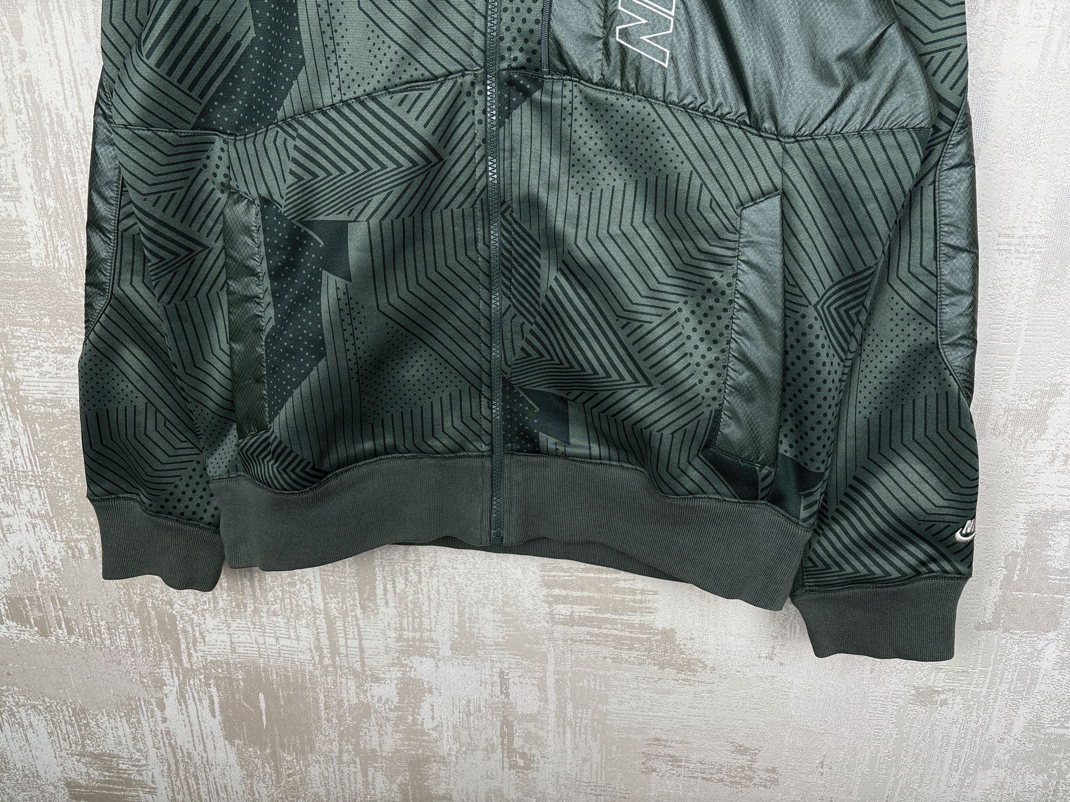 Nike 00's Nike Air Rare Vintage Geometric Zip Hoodie Gorpcore Y2K Size US M / EU 48-50 / 2 - 3 Thumbnail