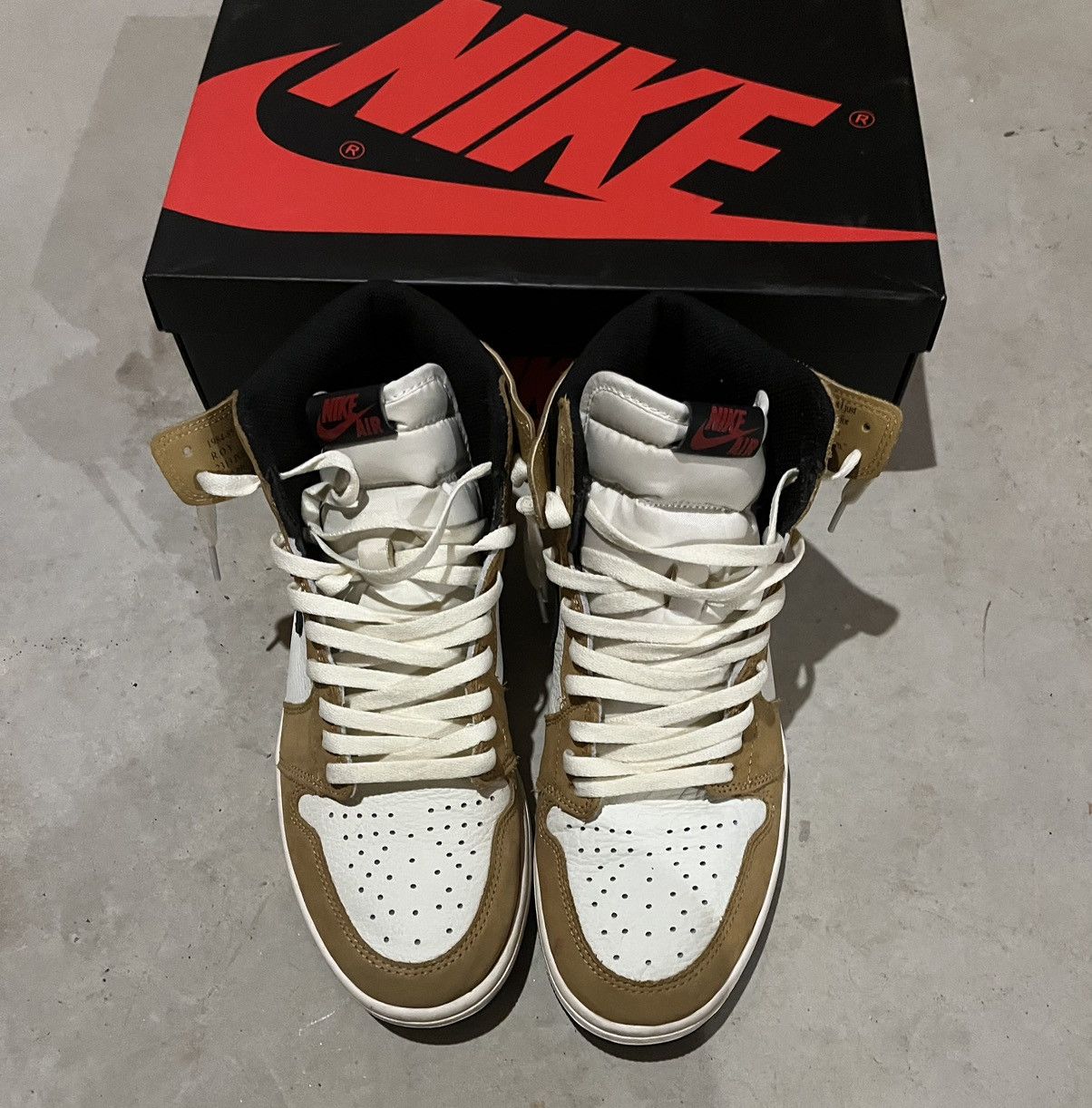 Air Jordan 1 Retro High OG 'Rookie of the Year'