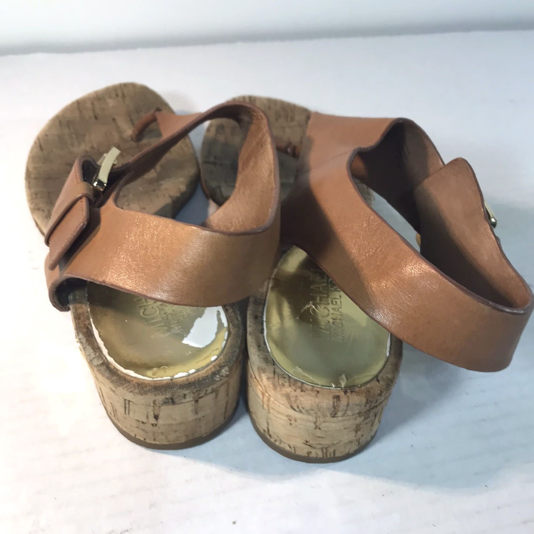 Michael Kors Michael Kors Lt. Brown Leather T-Strap 1.5in Cork Gold Logo Heels Womens Size 8M Size US 8 / IT 38 - 3 Thumbnail