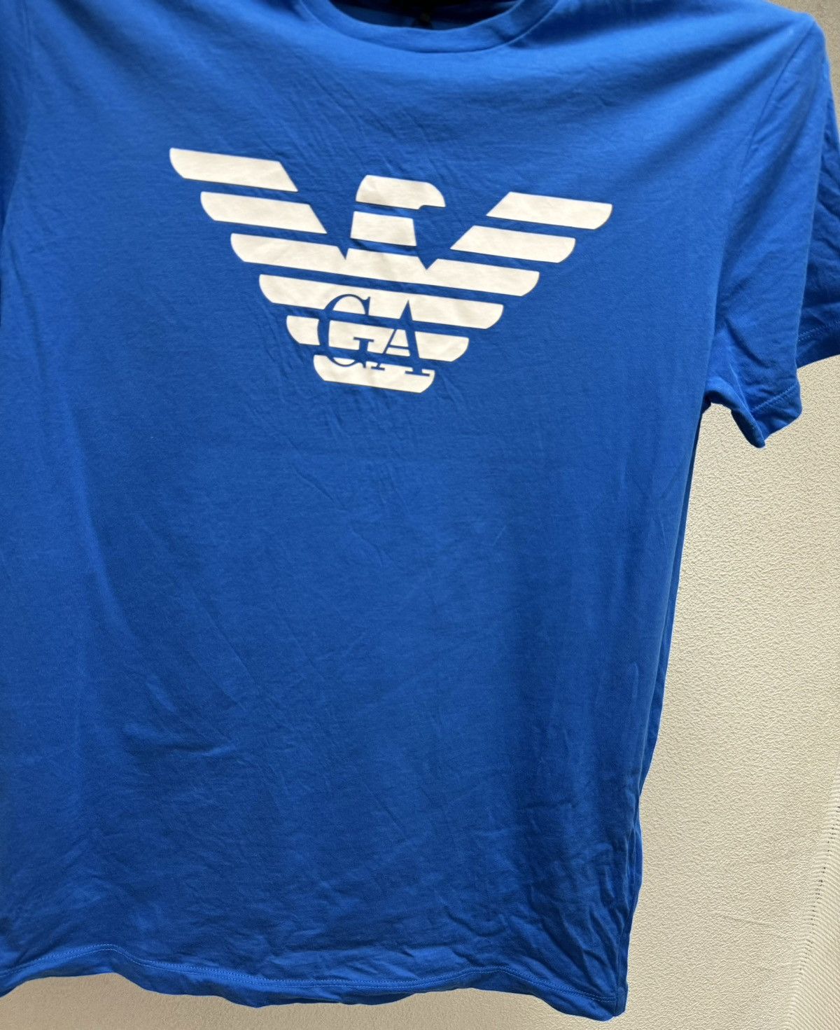 Emporio Armani Emporio Armani big logo t-shirt L sz Size US L / EU 52-54 / 3 - 7 Thumbnail