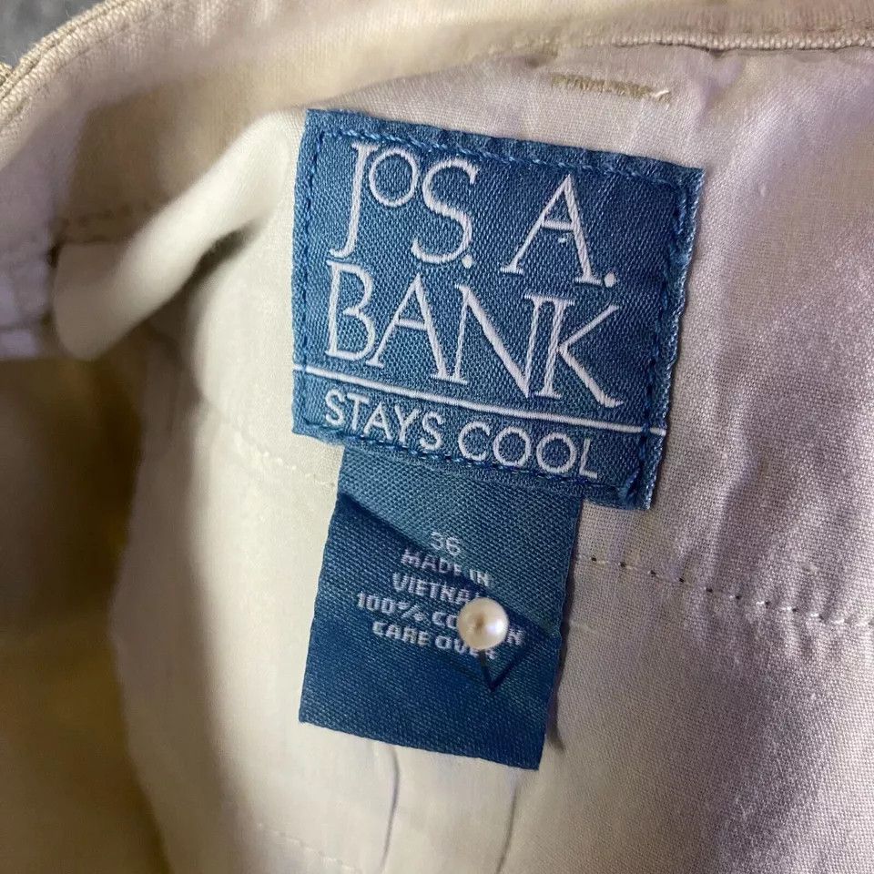 Jos. A. Bank Jos A Bank Shorts Men's Size 36 Beige Chino Casual Slash Size US 36 / EU 52 - 7 Thumbnail