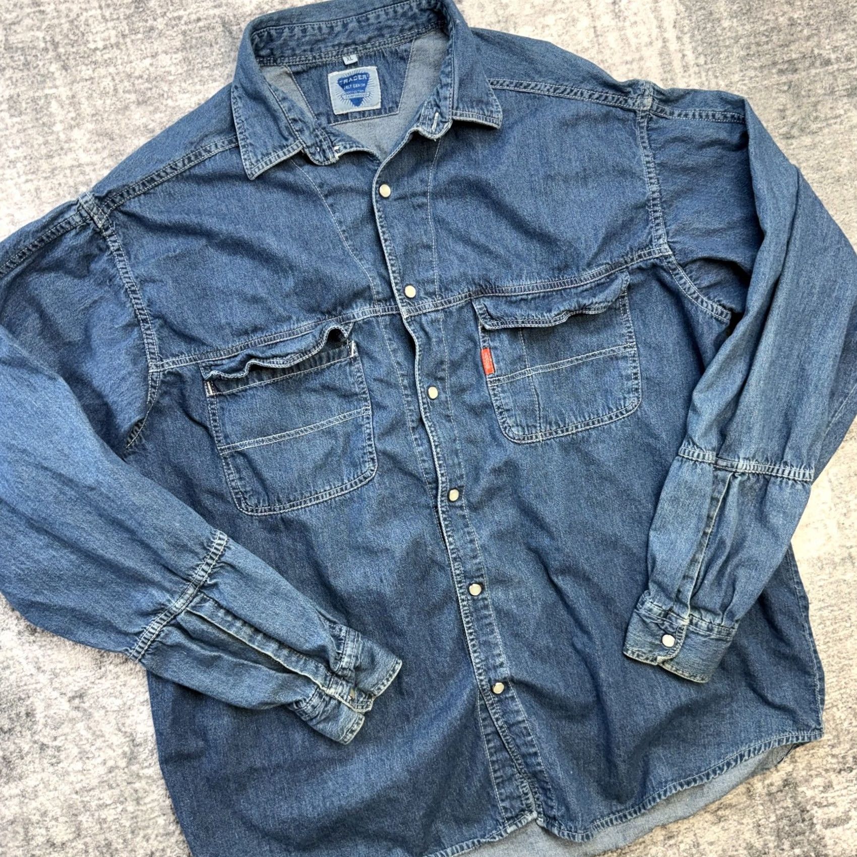 Doublet VINTAGE Trader Shirt Mens XL Blue VTG Jelt Denim Adult Pearl Snap Sanforized Double Pocket Italy Size US XL / EU 56 / 4 - 2 Thumbnail