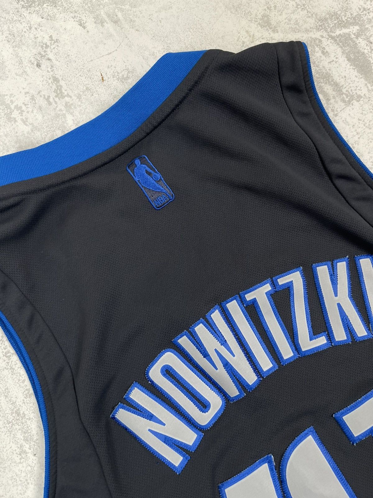 Adidas RARE 2012 Dirk Nowitzki Mavericks Adidas Swingman Jersey Size US S / EU 44-46 / 1 - 11 Thumbnail