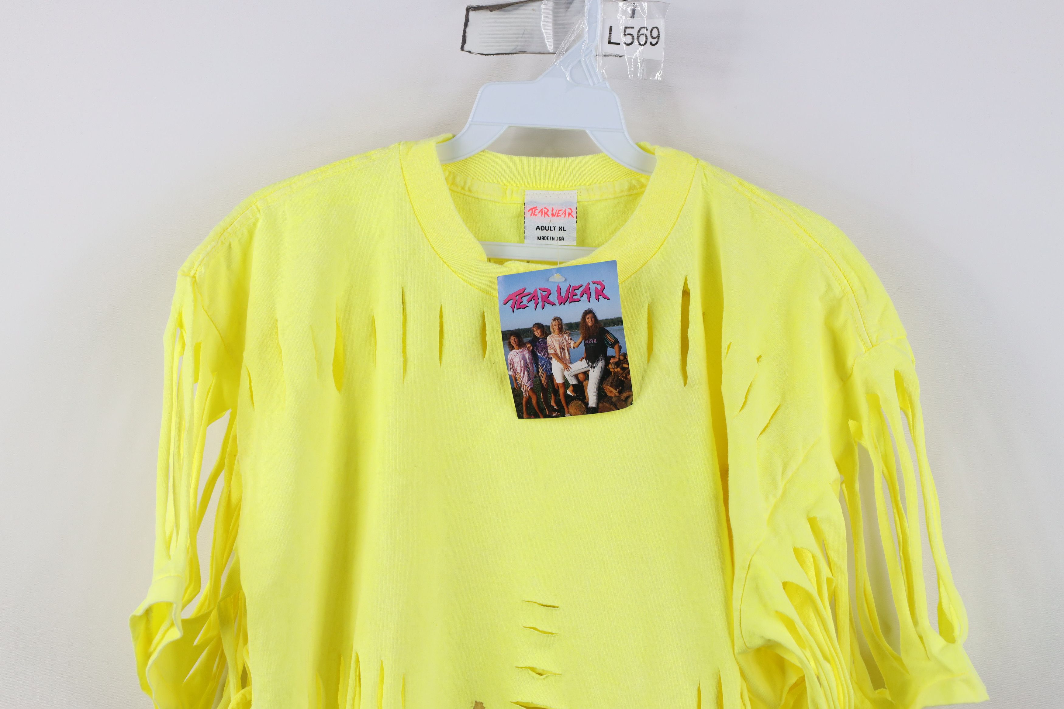 Vintage Deadstock Vintage 90s Streetwear Beach T-Shirt Yellow USA Size XL / US 12-14 / IT 48-50 - 2 Thumbnail