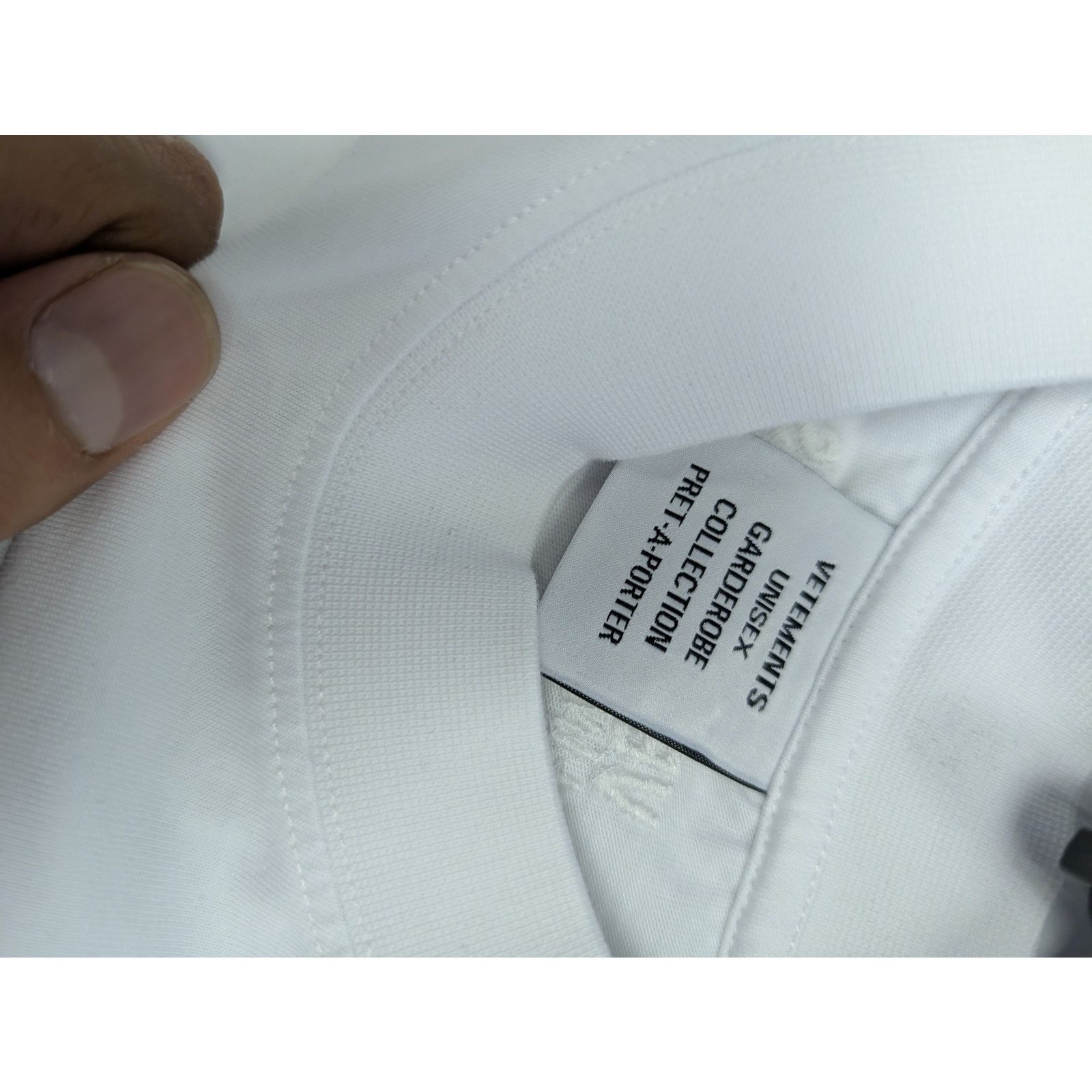 Vetements o1rshd1 5G Network SS T-Shirt in White Size US M / EU 48-50 / 2 - 12 Thumbnail