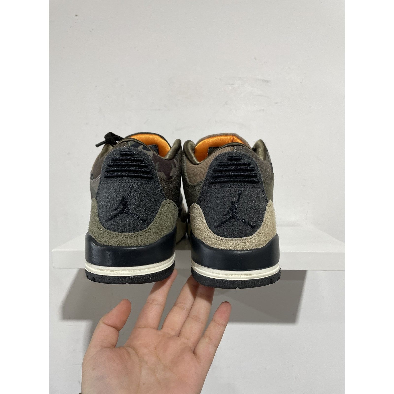 Jordan Brand JORDAN 3 CAMO SIZE 11 PREOWNED Size US 11 / EU 44 - 4 Thumbnail