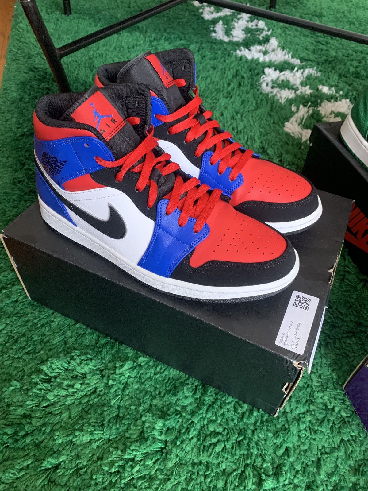 Jordan Brand × Nike Jordan 1 Mid Top 3 Size US 10 / EU 43 - 1 Thumbnail