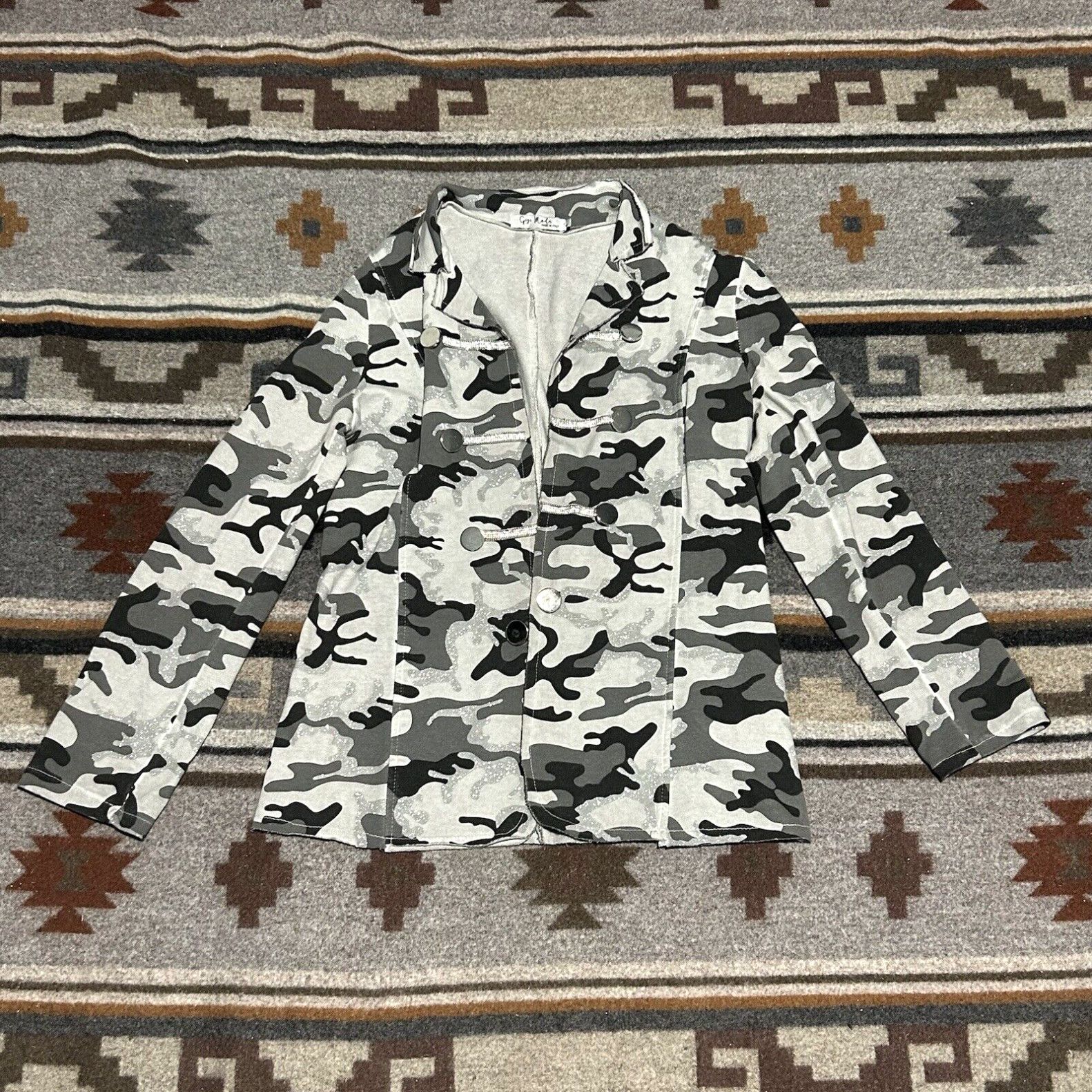 image of Vintage Gigi Moda Italy Women’S Sweater Camouflage Arctic Gray Open Front Size 1 Euc E1 in White, W