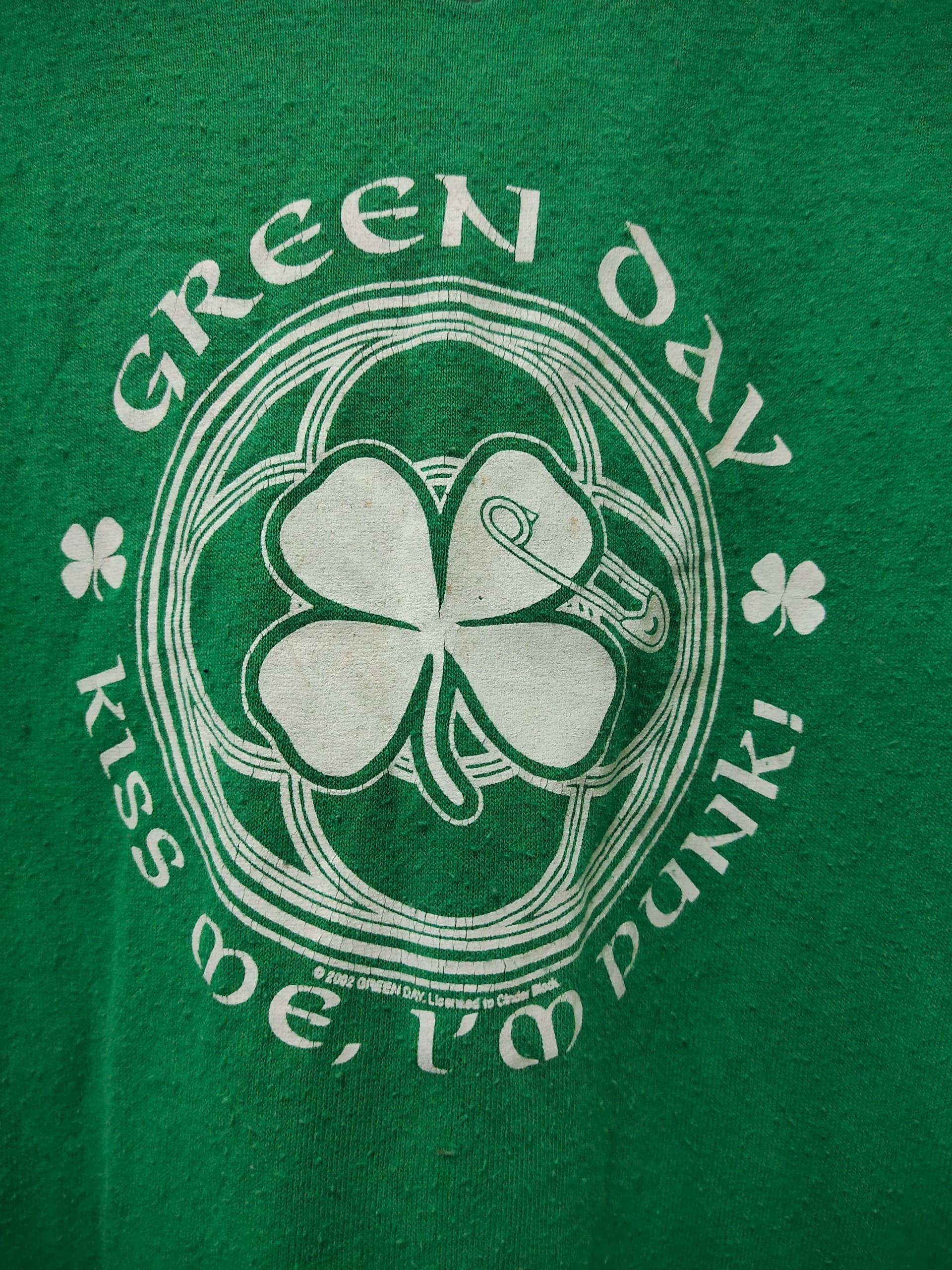 Band Tees Vintage GREEN DAY rock band t shirt v neck Size US M / EU 48-50 / 2 - 4 Thumbnail