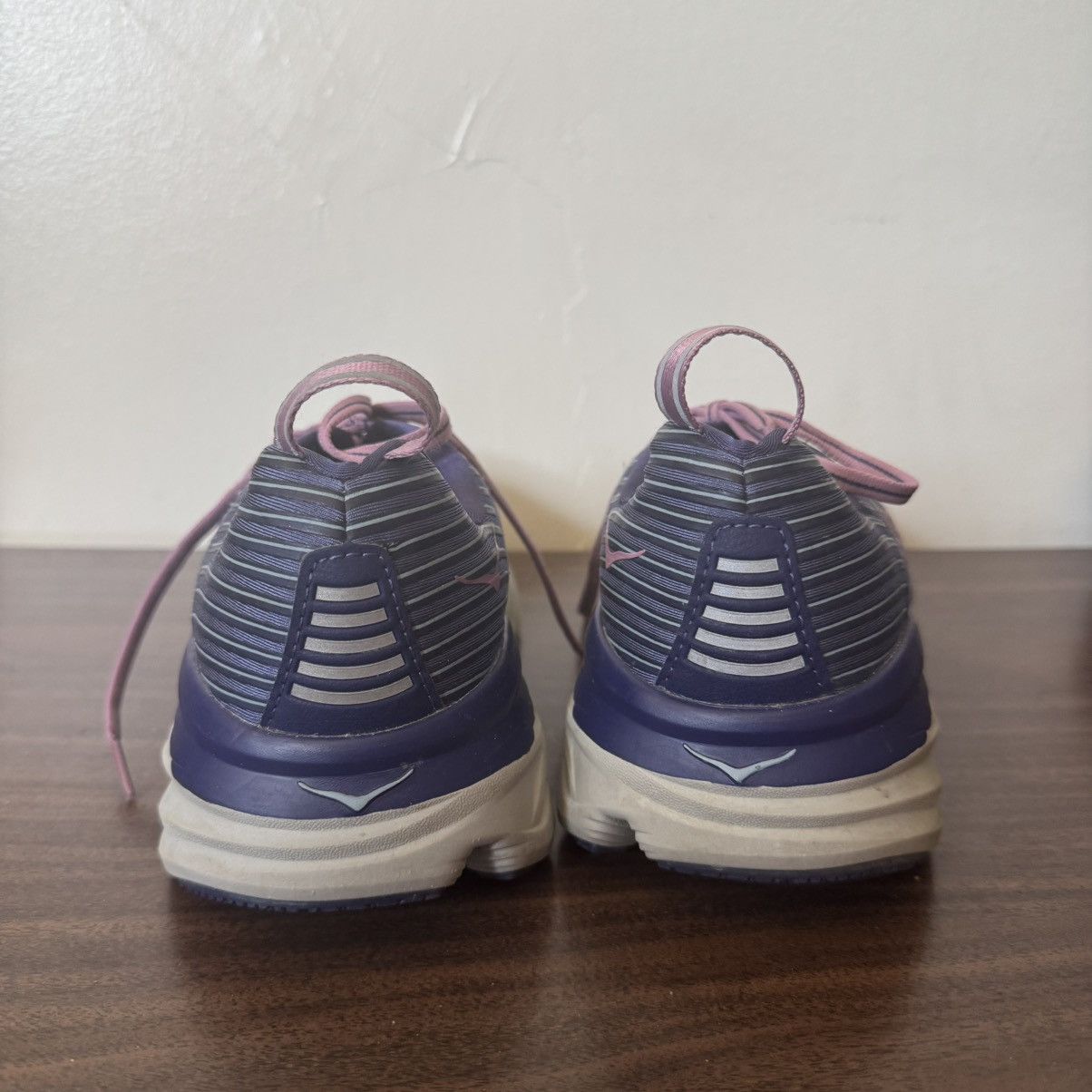 Hoka Hoka One One Bondi 6 in “Marlin/Blue” Size US 8.5 / IT 38.5 - 4 Thumbnail