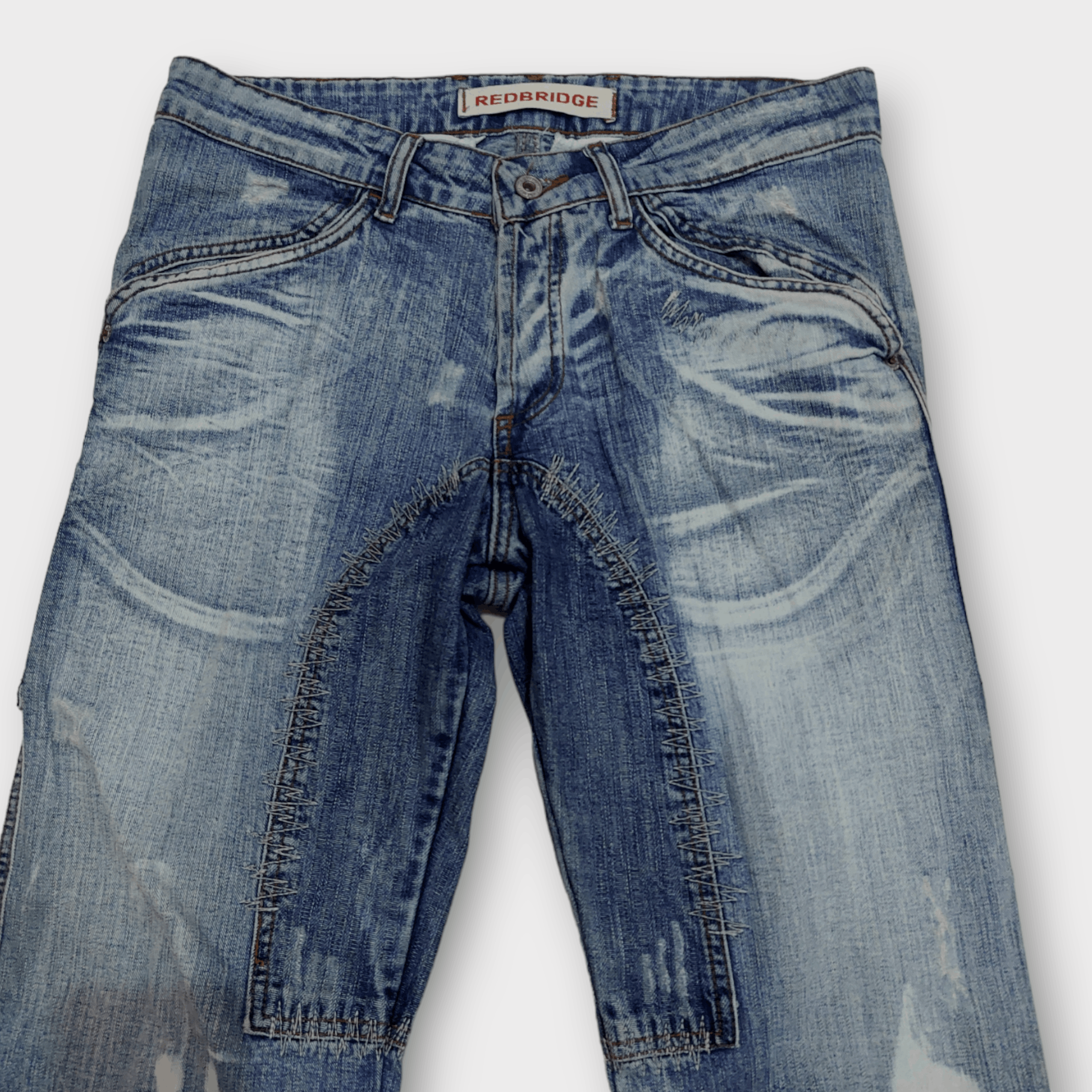 Vintage Redbridge Embroidery Stich Jeans Size US 33 - 3 Thumbnail