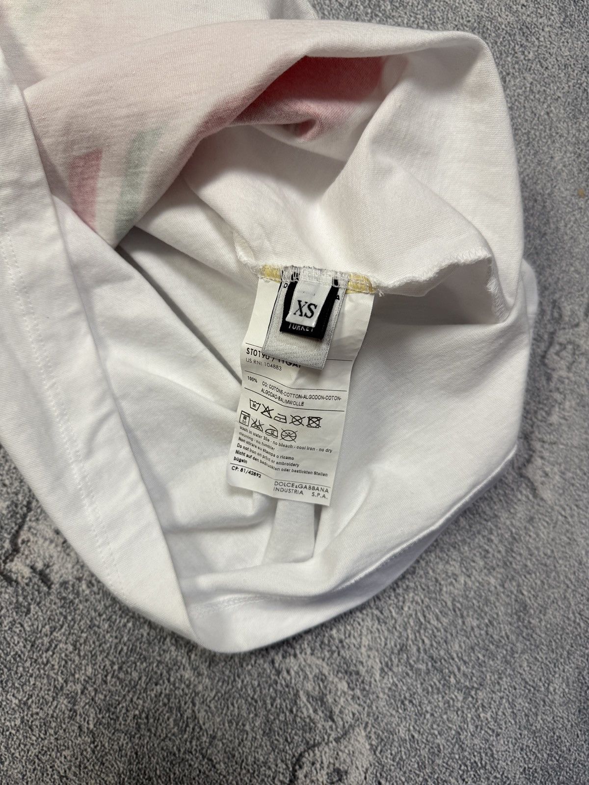 Dolce & Gabbana Dolce & Gabanna Tomato Logo Tee Size US XS / EU 42 / 0 - 9 Thumbnail