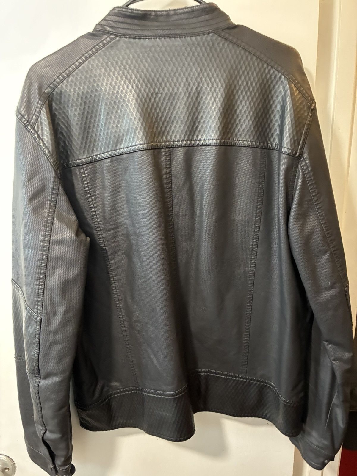 Guess Guess Textured zipper leather pleather jacket moto biker Size US L / EU 52-54 / 3 - 4 Thumbnail