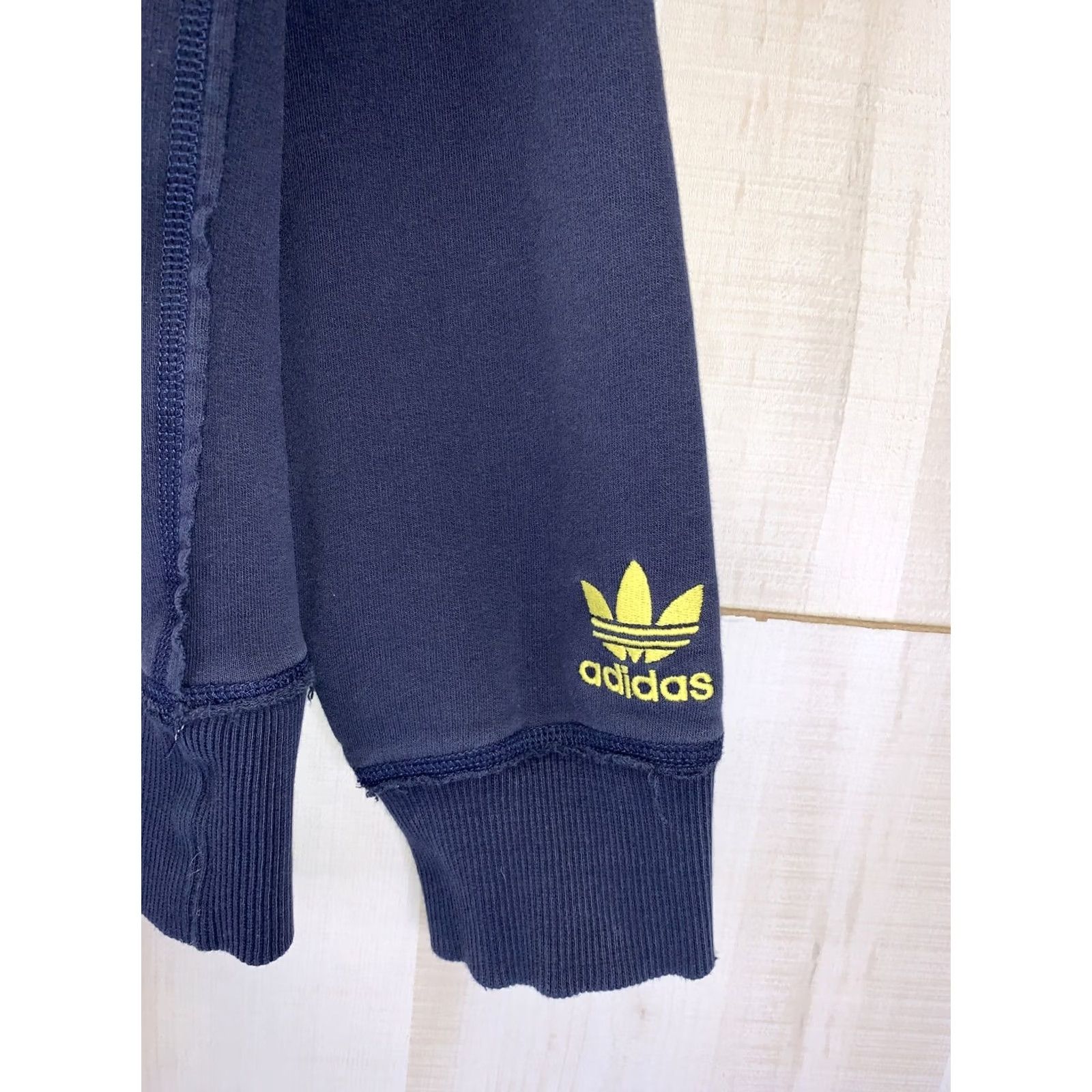 Adidas VINTAGE adidas Trefoil Embroidered Distressed Hoodie Mens Medium Unisex-9731 Size US M / EU 48-50 / 2 - 5 Thumbnail