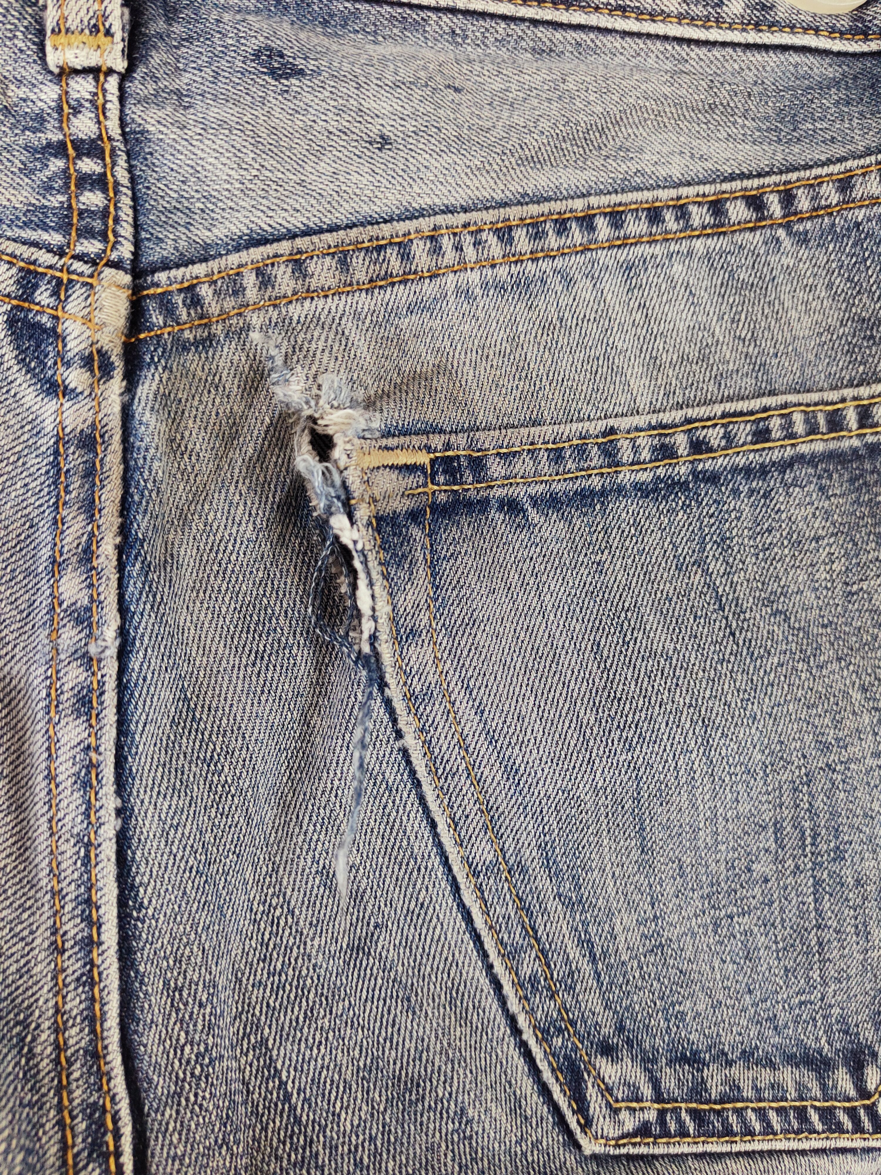 Japanese Brand Uniqlo Blue Faded Distressed Ripped Jeans #S2651 Size US 30 / EU 46 - 10 Thumbnail