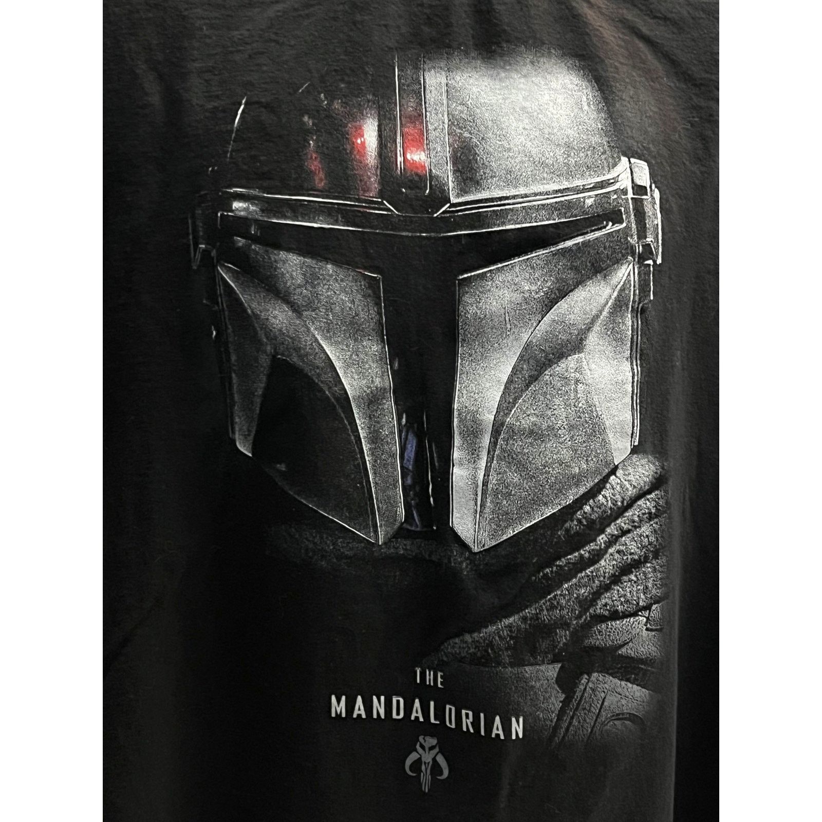 Star Wars The Mandalorian Helmet Black T-Shirt Size 2XL Size US XXL / EU 58 / 5 - 2 Thumbnail