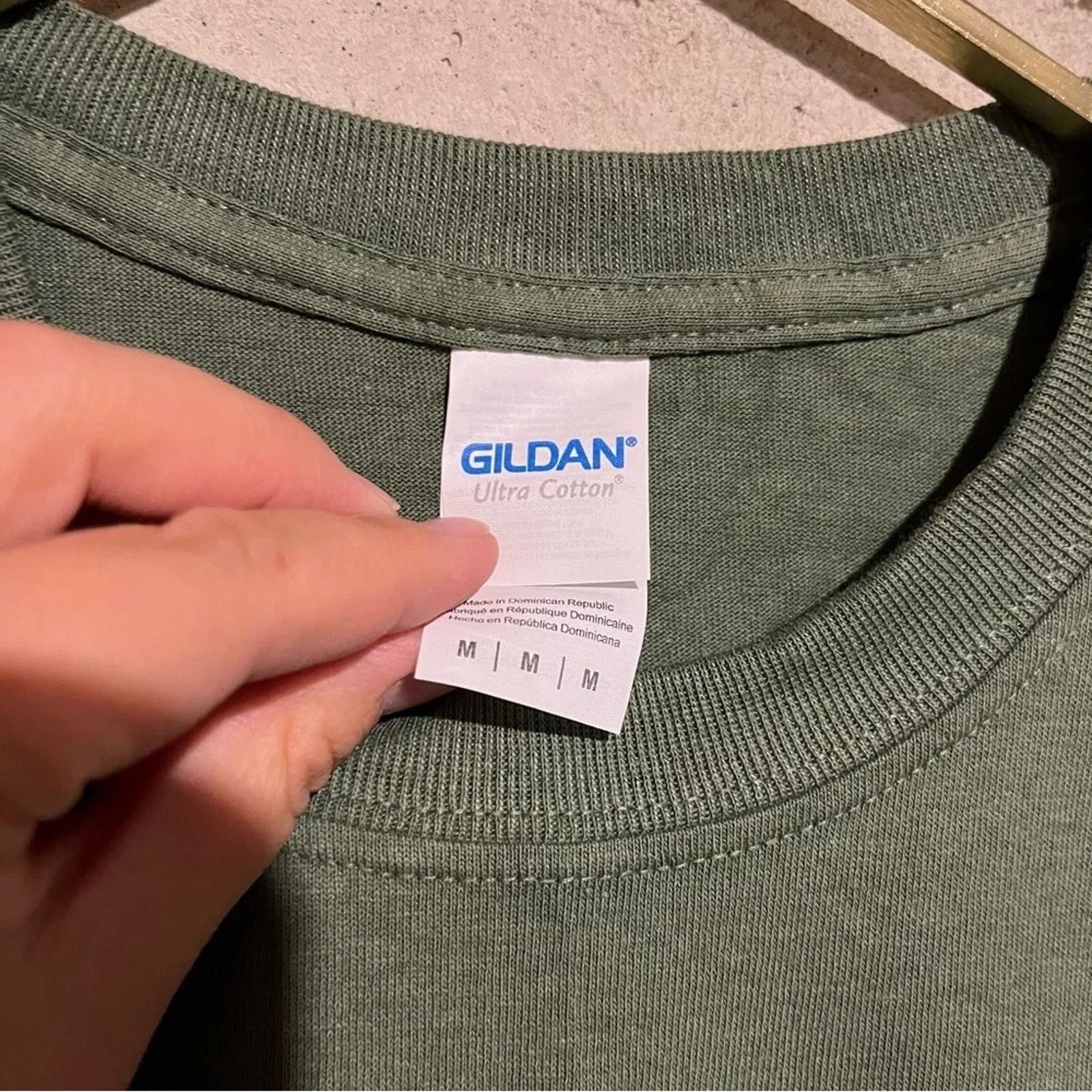 Gildan Army ROTC Men Leadership Green T-Shirt Size Medium NEW Size US M / EU 48-50 / 2 - 3 Thumbnail
