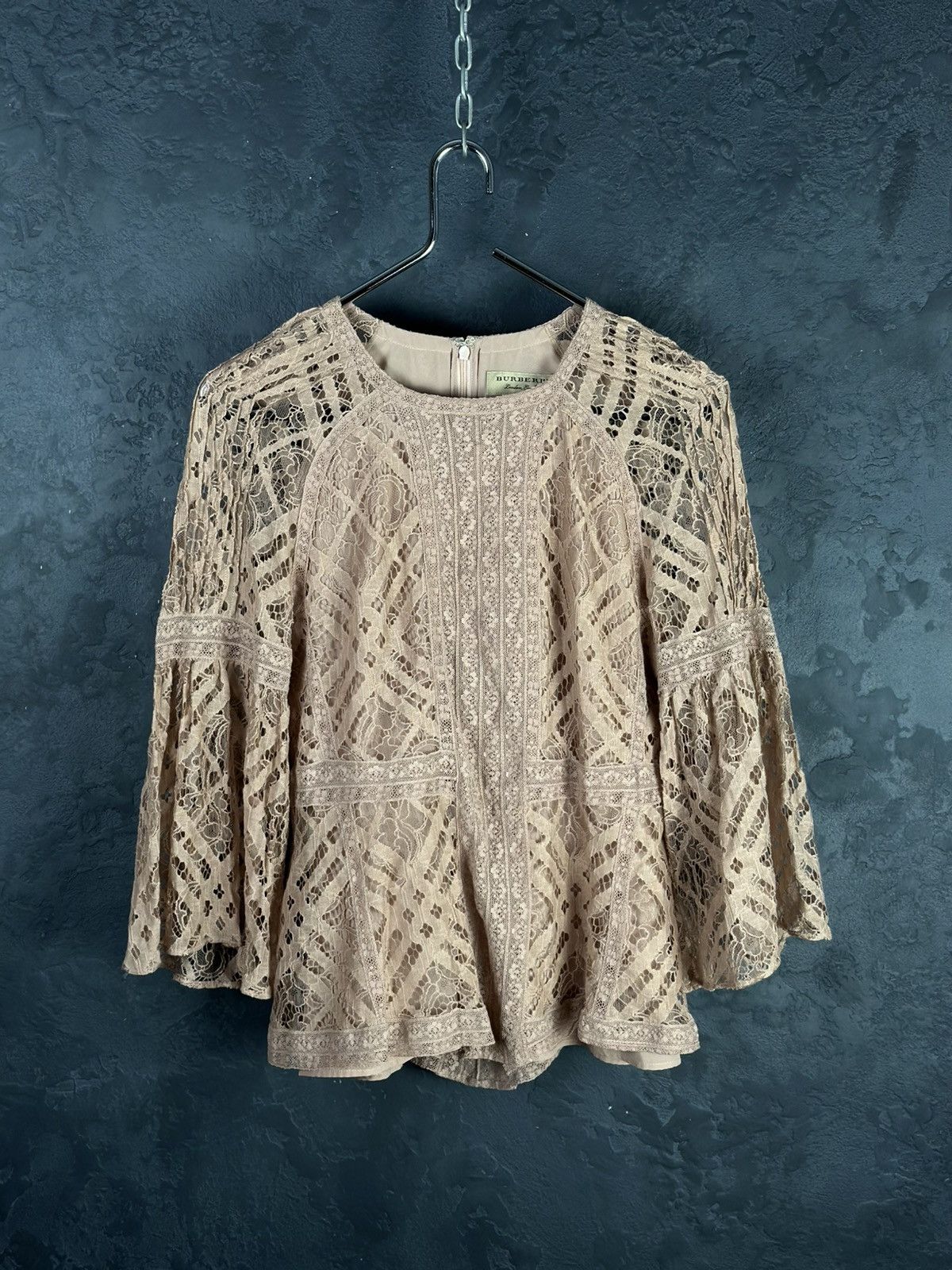 RRP 650 $ BURBERRY London See-Through Lace Crew Neck Blouse