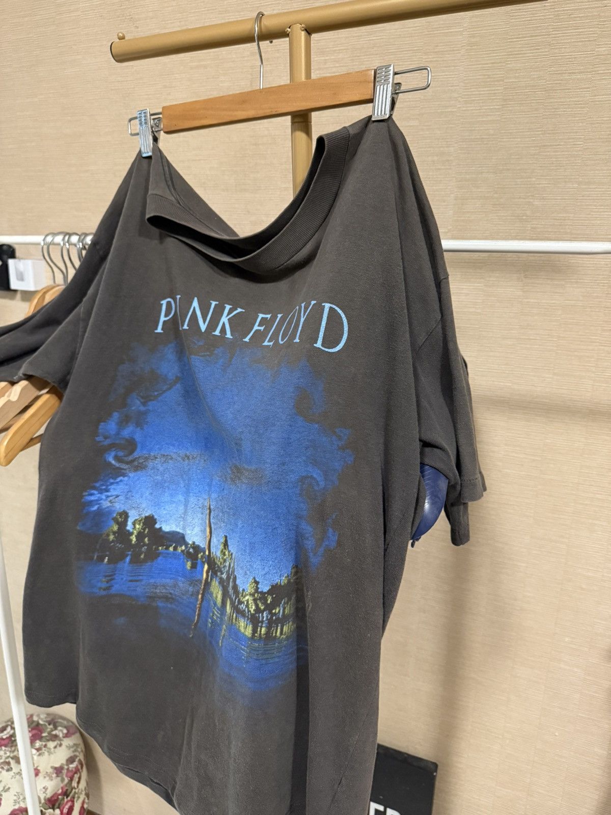 Pink Floyd Vintage 1992 Sun Faded Pink Floyd Wish You Were Here Tee Size US XL / EU 56 / 4 - 14 Thumbnail