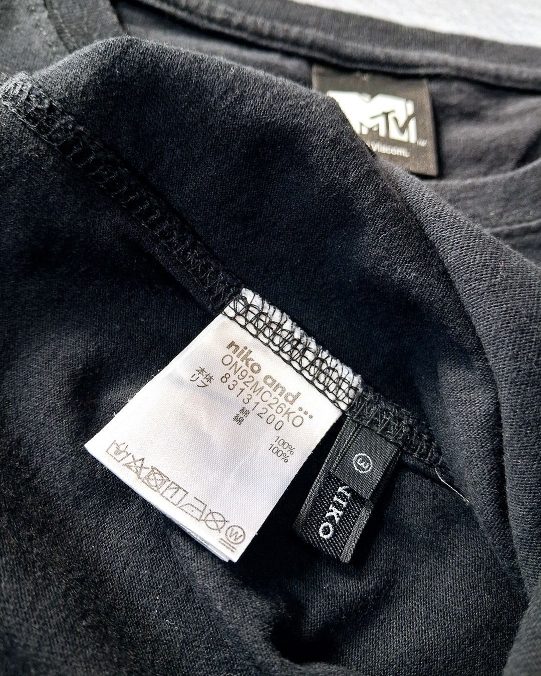 Mtv MTV 2019 VIACOM NIKO AND ... TSHIRT Size US L / EU 52-54 / 3 - 6 Thumbnail