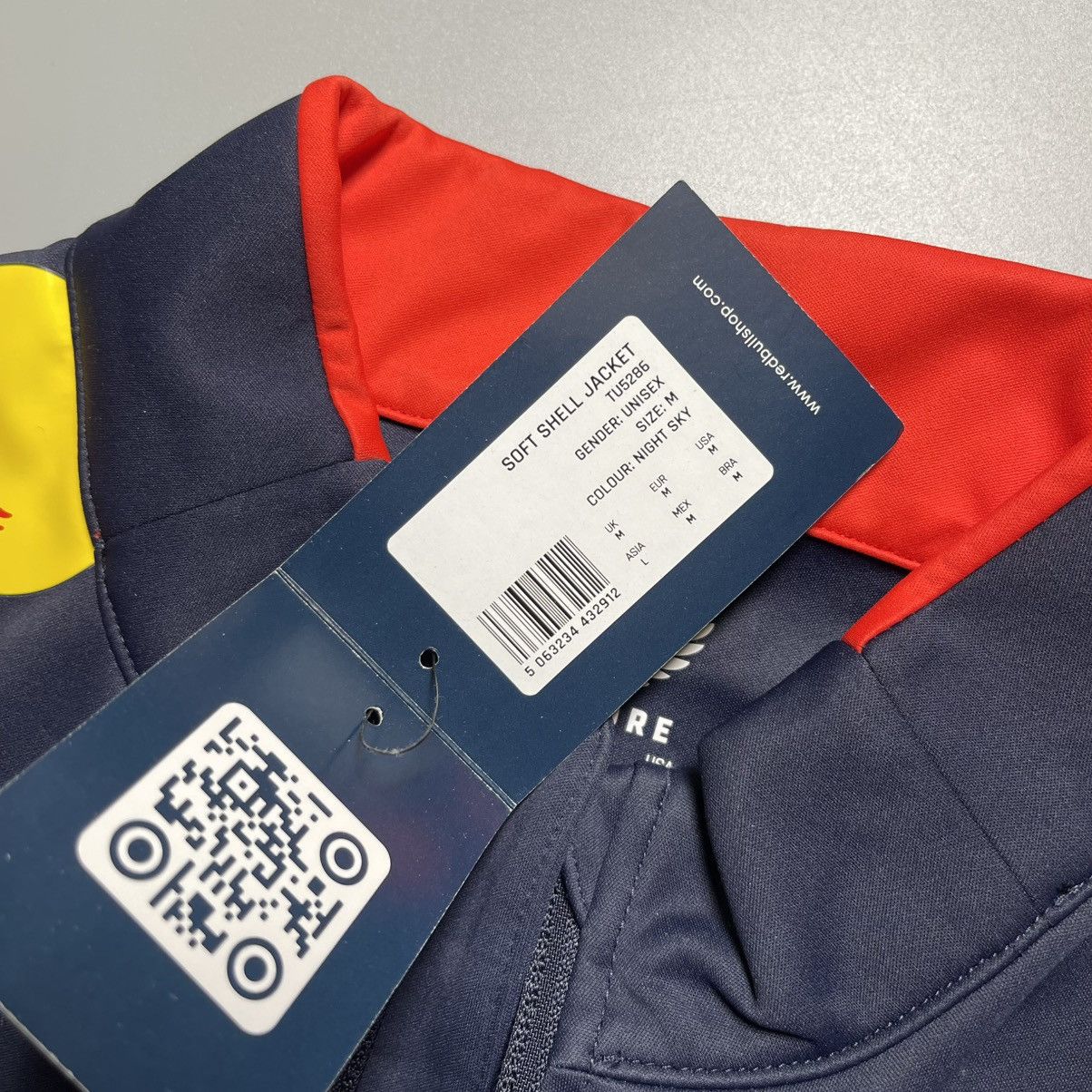 Castore × Red Bull NWT RED BULL RACING 2024 TEAM SOFT SHELL JACKET Size US M / EU 48-50 / 2 - 10 Thumbnail