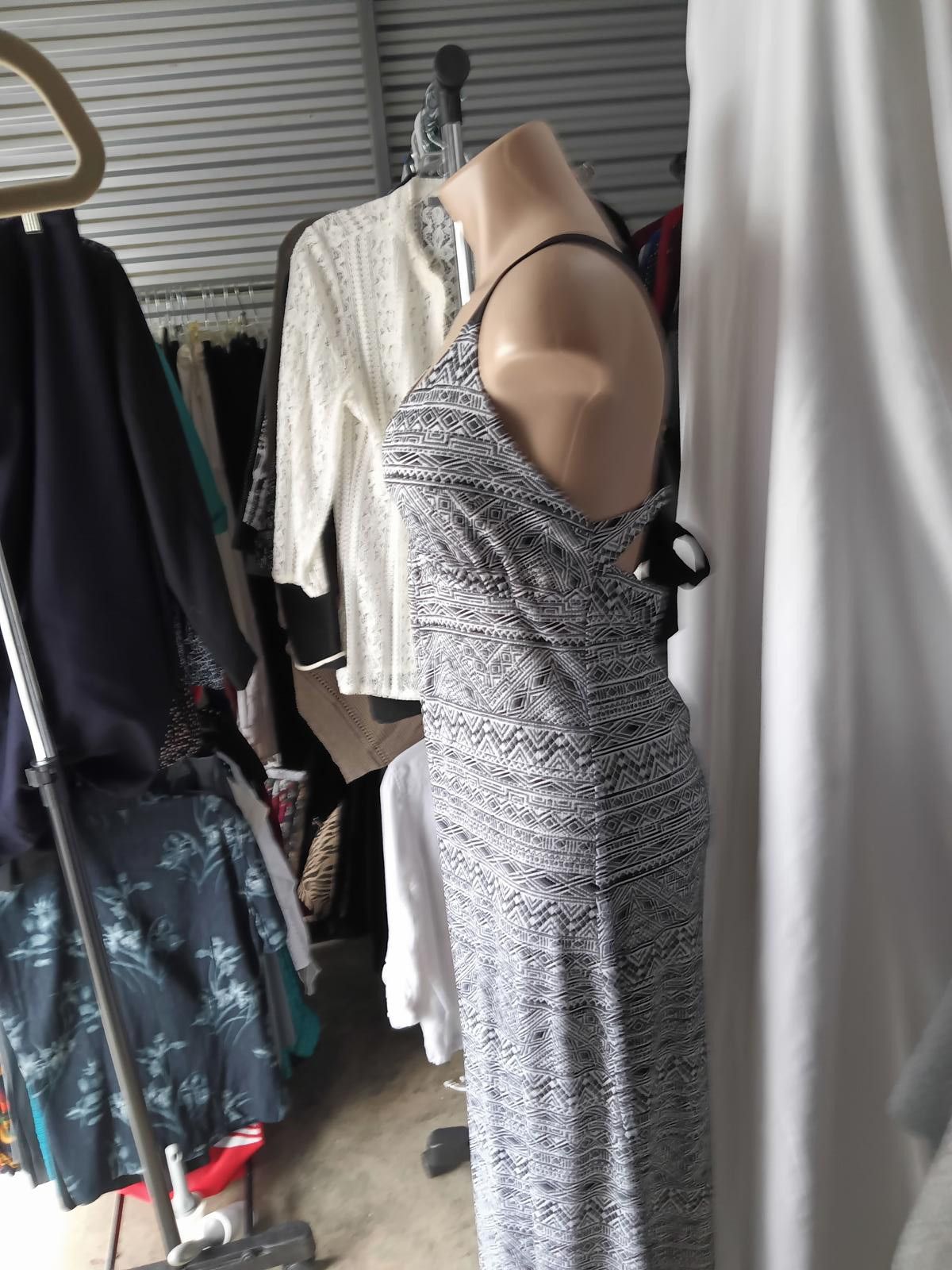 Massimo Dutti Dotti Boho Maxi Dress - Stylish and Comfortable Size S / US 4 / IT 40 - 2 Thumbnail