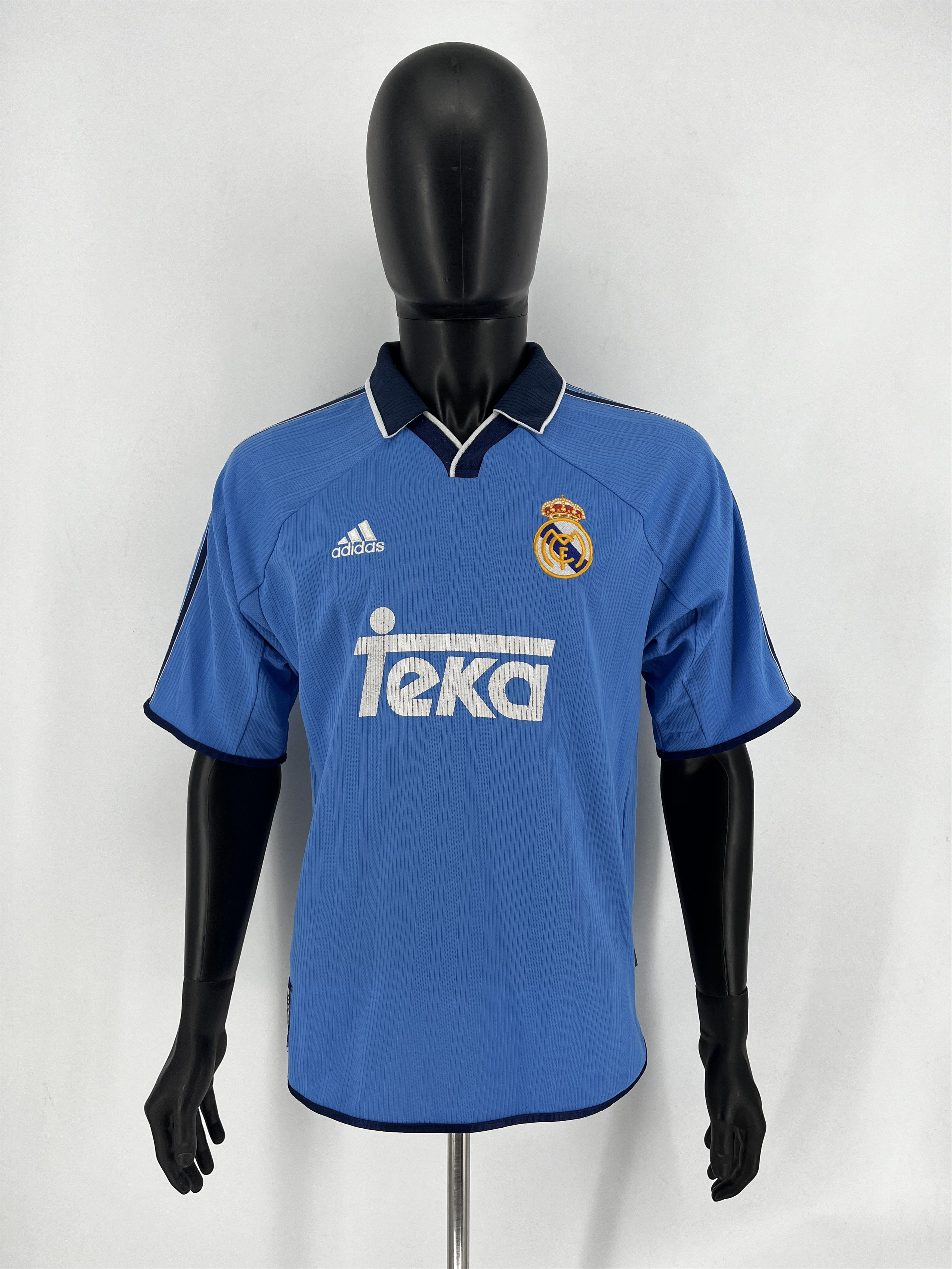 Adidas Vintage Real Madrid Raúl 7 Jersey – 1997/98 Adidas Teka Kit” Size US M / EU 48-50 / 2 - 2 Thumbnail