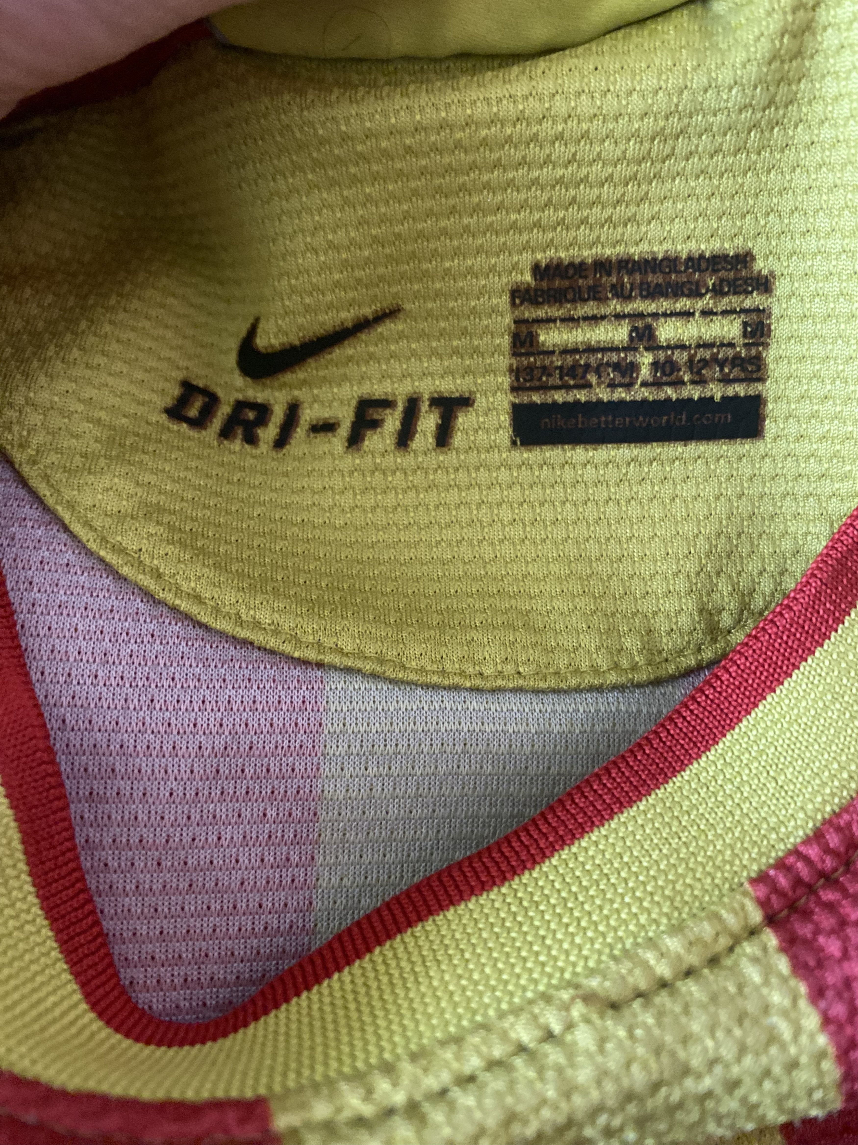 Nike F.C. BARCELONA 2013 - 2014 - Nike - kids - UNIQUE Size US XXS / EU 40 - 6 Thumbnail