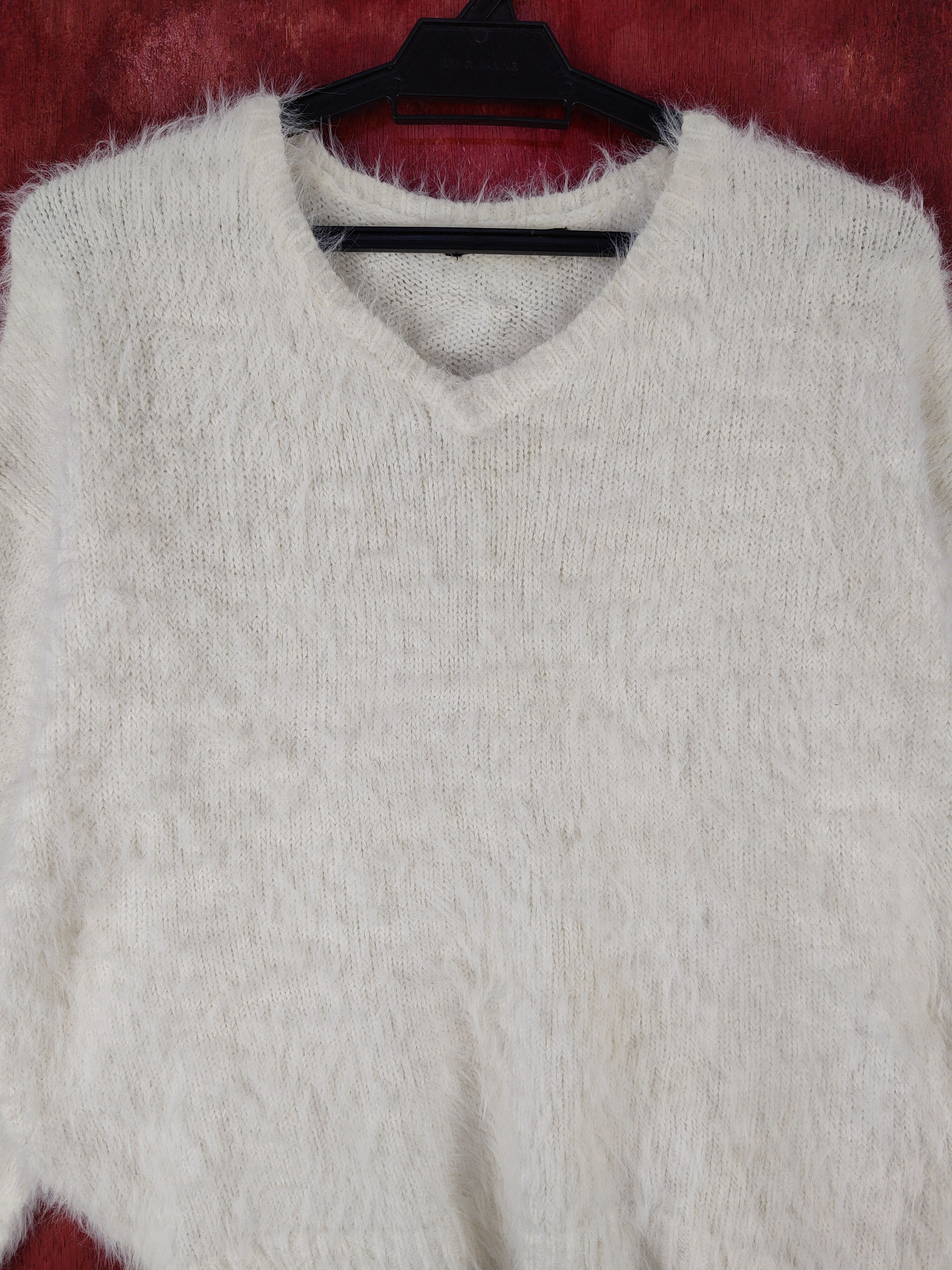 Vintage Ingni White Shag Shaggy Fur Mohair Knitwear #S2000 Size M / US 6-8 / IT 42-44 - 2 Thumbnail