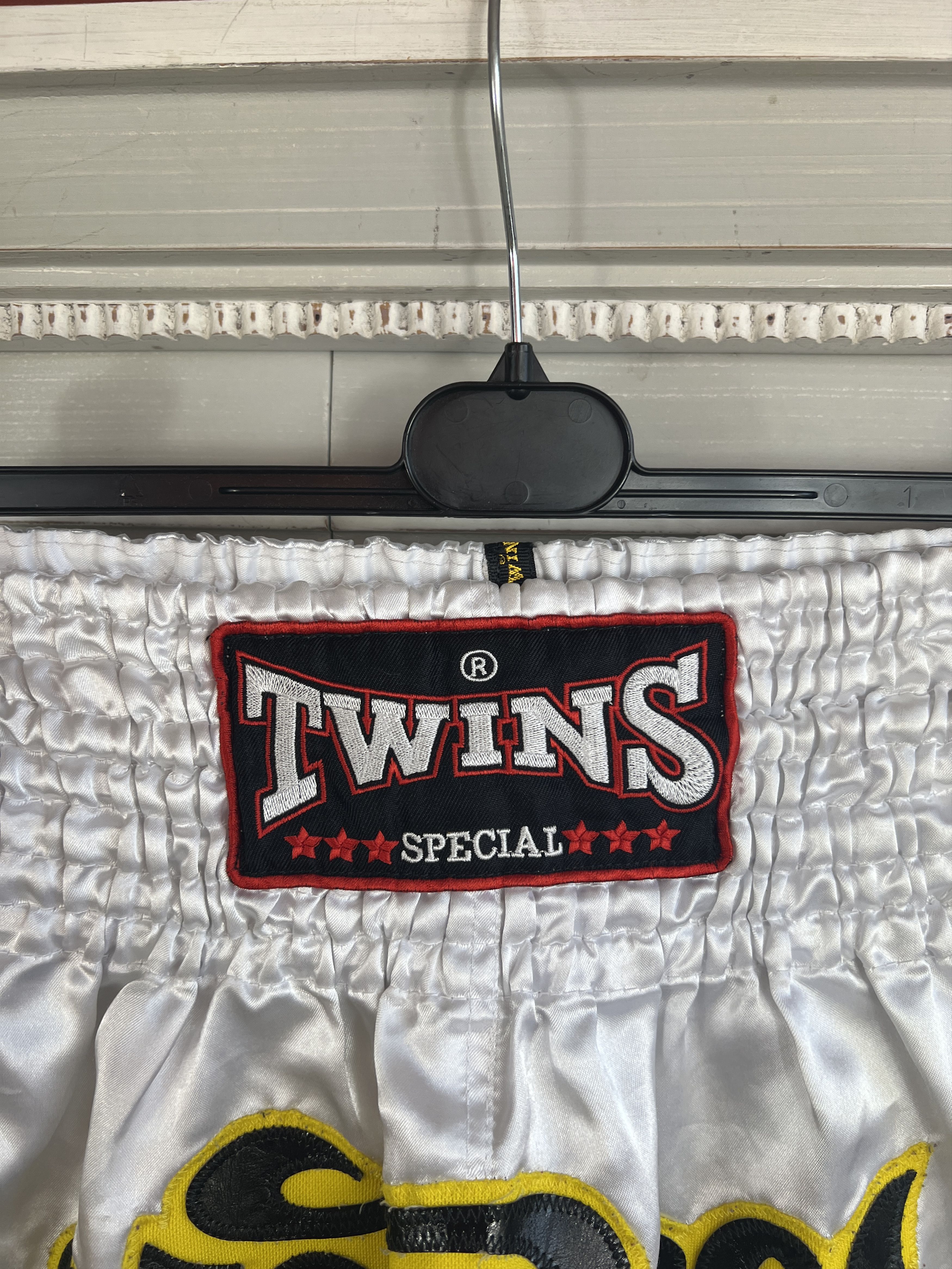 Vintage VINTAGE MUAY THAI BOXING TWINS SHORTS Size US 30 / EU 46 - 6 Thumbnail