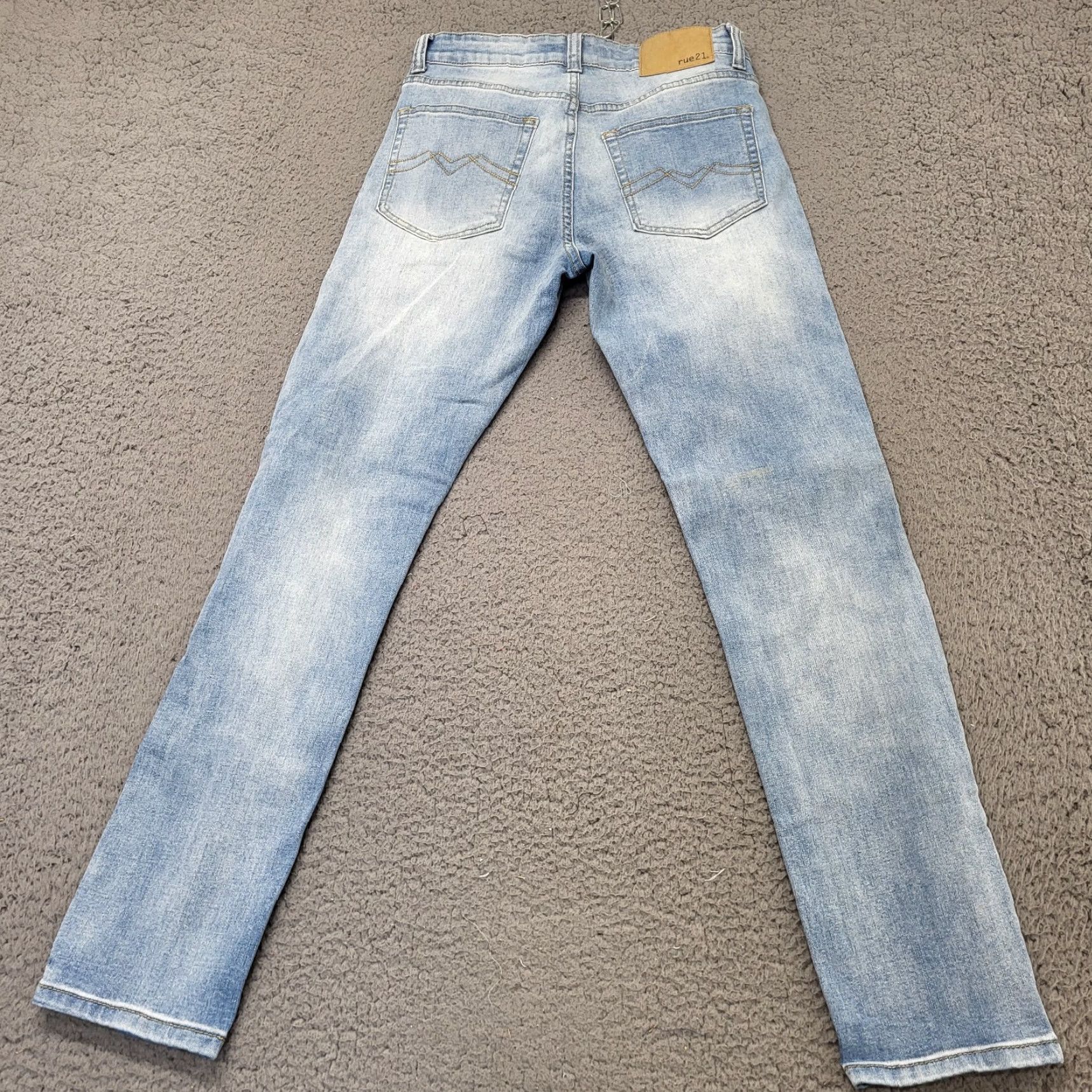 Vintage Rue 21 Jeans Men's 28x30 Blue Distressed Skinny Ultra Flex Denim 5-Pocket Slim Regular Whiskered Grunge 90s Mens Size US 28 / EU 44 - 3 Thumbnail