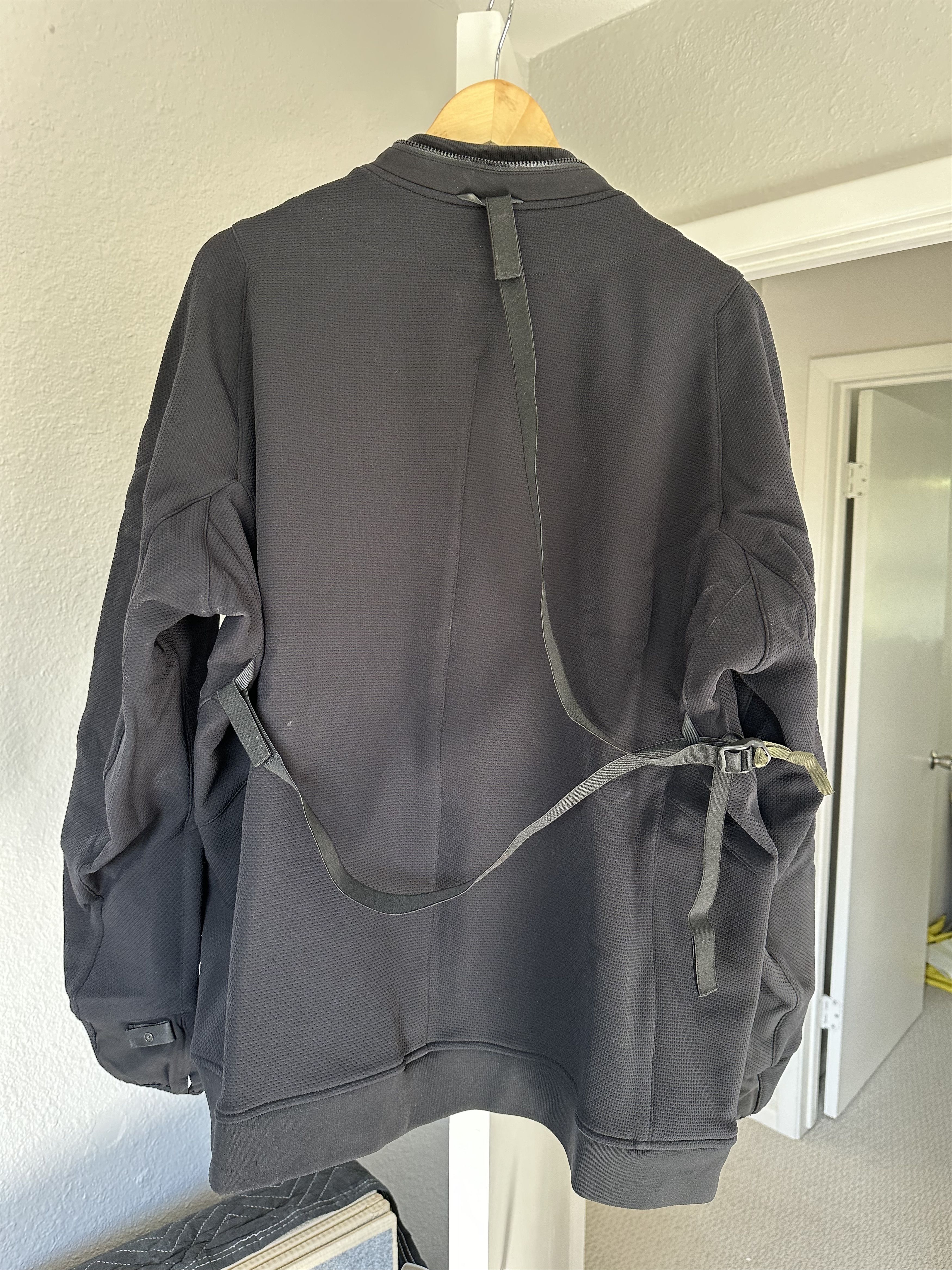 Acronym J90-SS FW2122 Size US XL / EU 56 / 4 - 2 Thumbnail