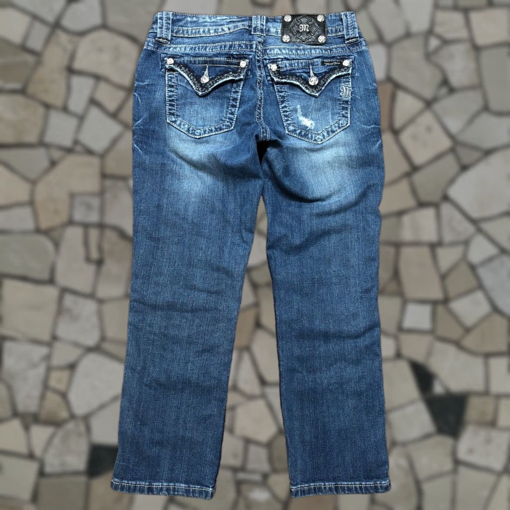 Miss Me Miss Me Jeans Women 5-Pocket Denim Boyfriend Regular Rise 8in Distressed Dark Wash Blue 26 X 24 IN Womens Jeans Size 29" - 1 Thumbnail