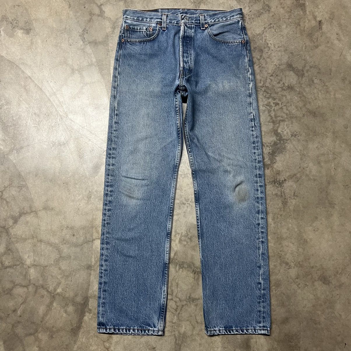 Levi's × Vintage Vintage 90’s Levi’s 501 🇺🇸 Straight-Leg Denim Jeans Size US 33 - 2 Thumbnail