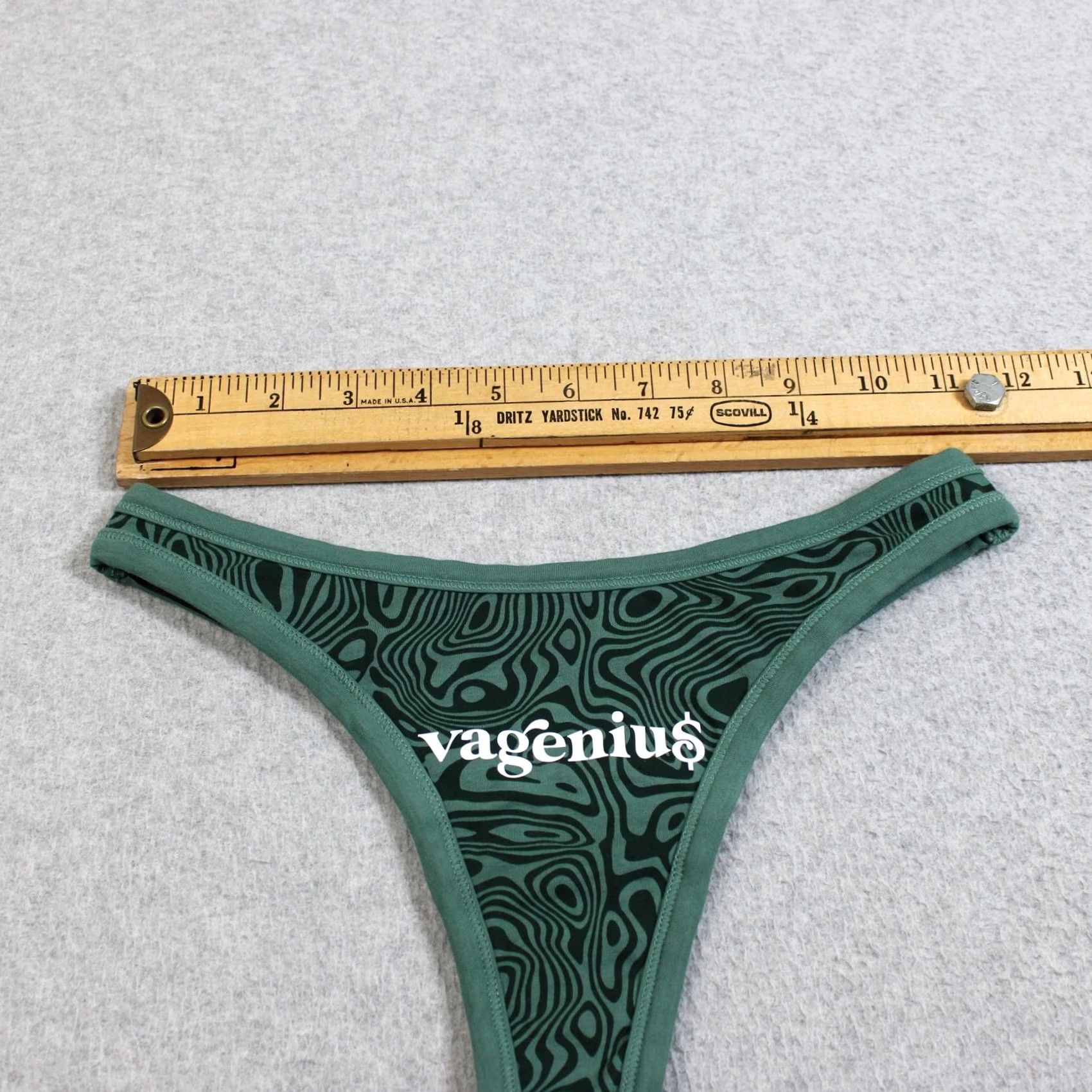 Vintage Discreture Thong Panties Women Medium Green High Leg Organic Cotton Geometric Vageniu$ Logo Novelty Fashion underwear Size 32" / US 10 / IT 46 - 7 Thumbnail