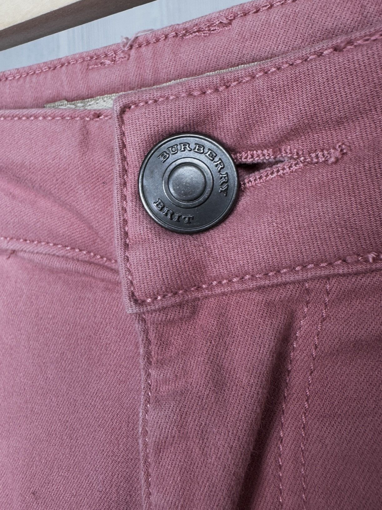 Burberry Burberry Brit Pink Skinny Low-Rise stretched jeans pants Size 28" / US 6 / IT 42 - 4 Thumbnail