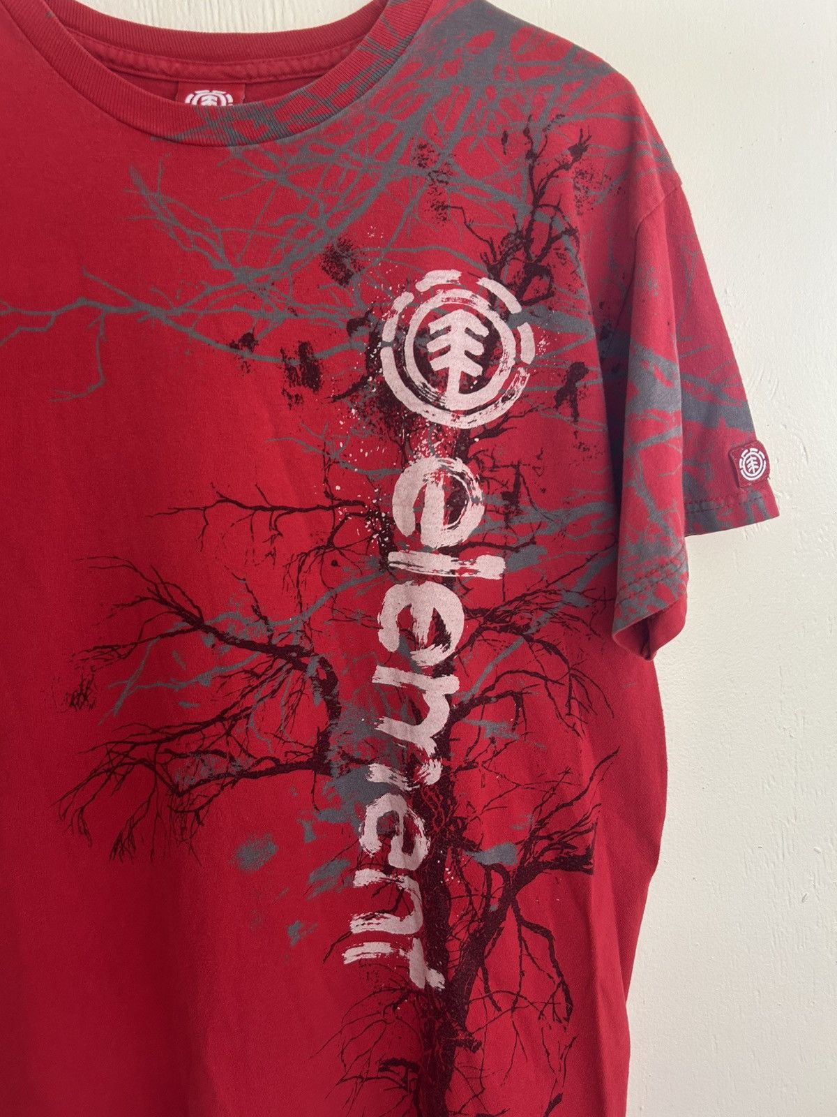 Element Vintage Element Skateboards Tree Graphic Red T-shirt Size US M / EU 48-50 / 2 - 2 Thumbnail