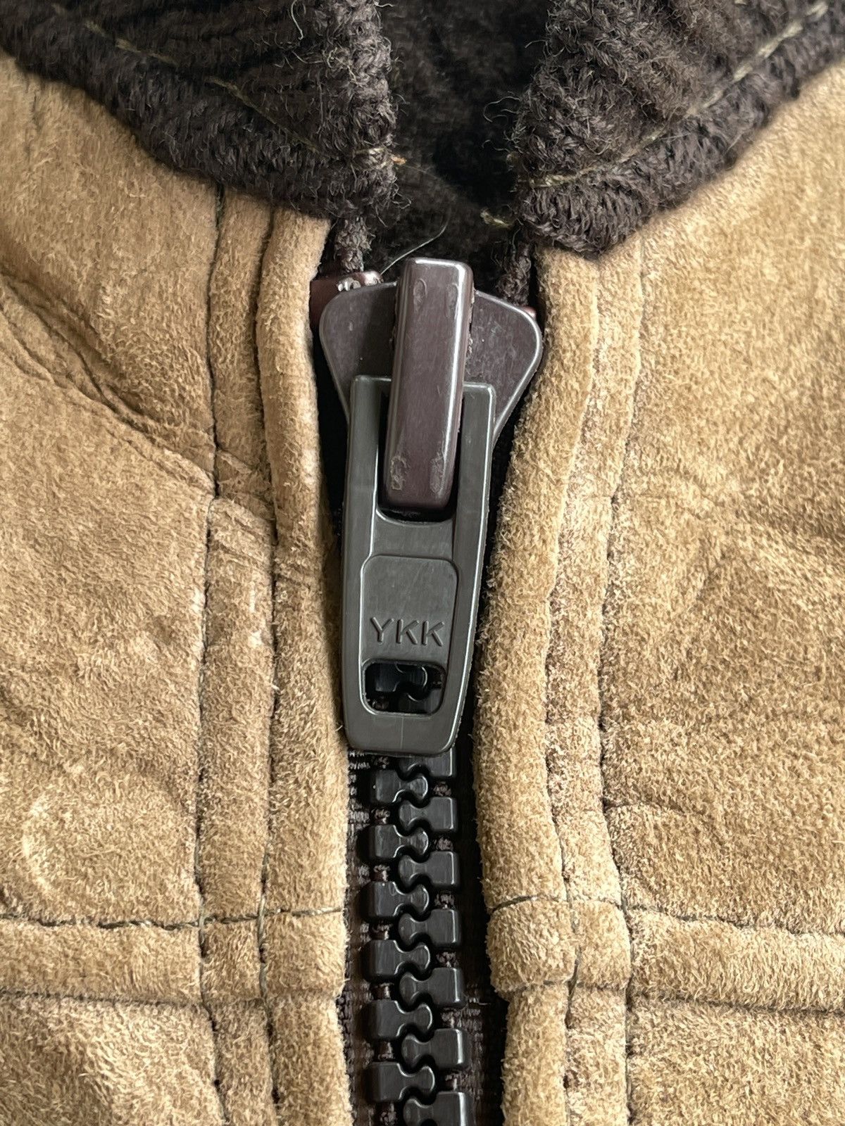 Vintage Vintage Sheepskin Shearling Suede Leather Vest Size US S / EU 44-46 / 1 - 5 Thumbnail