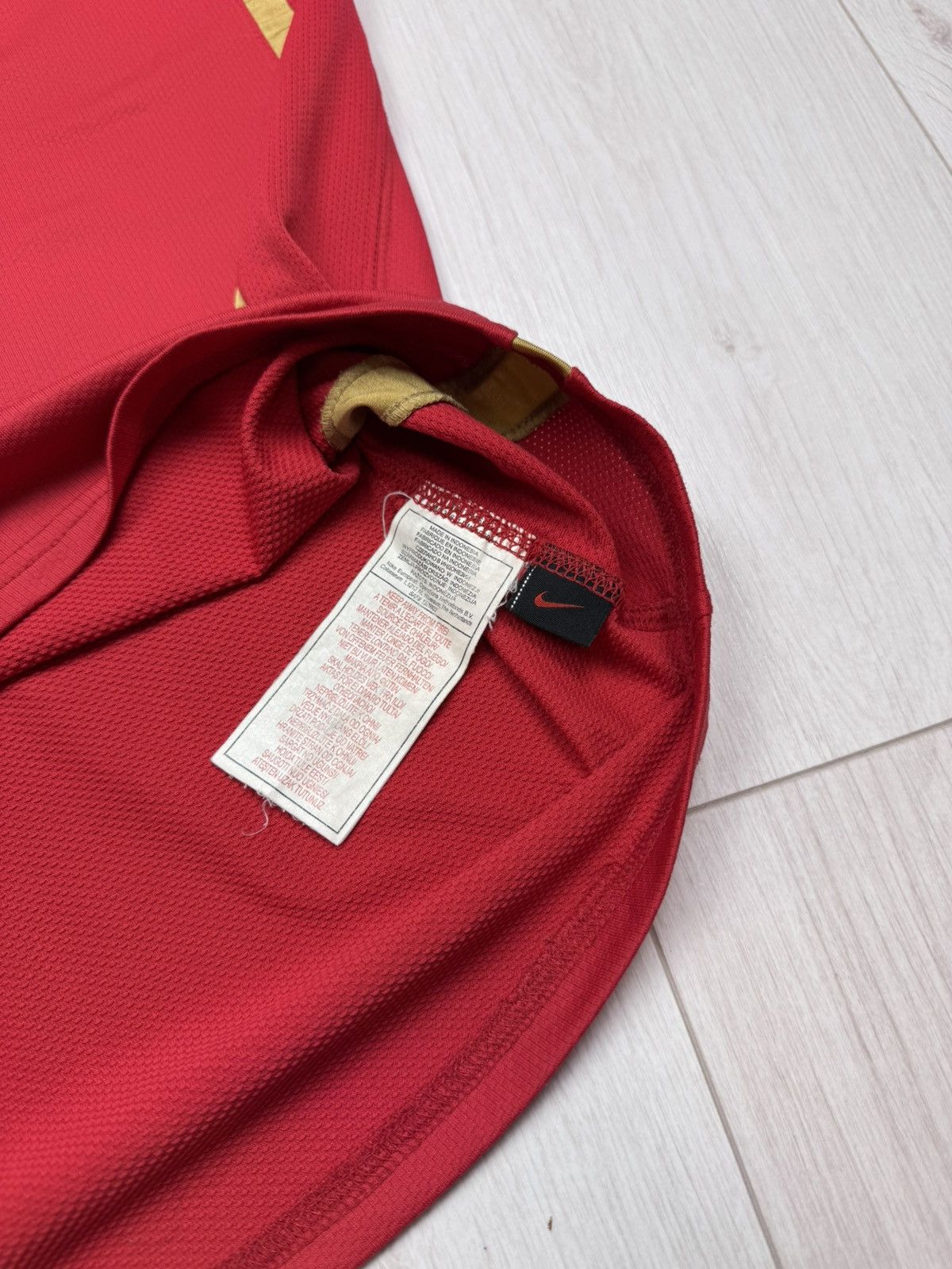 Nike × Vintage Vintage Nike Arsenal soccer jersey size L Size US L / EU 52-54 / 3 - 8 Thumbnail