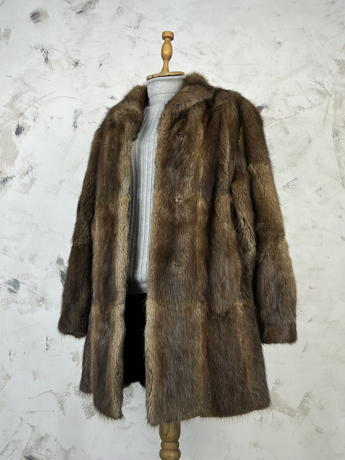 Vintage Vintage Fur Coat Made in Germany Size L - XL Size XL / US 12-14 / IT 48-50 - 1 Thumbnail