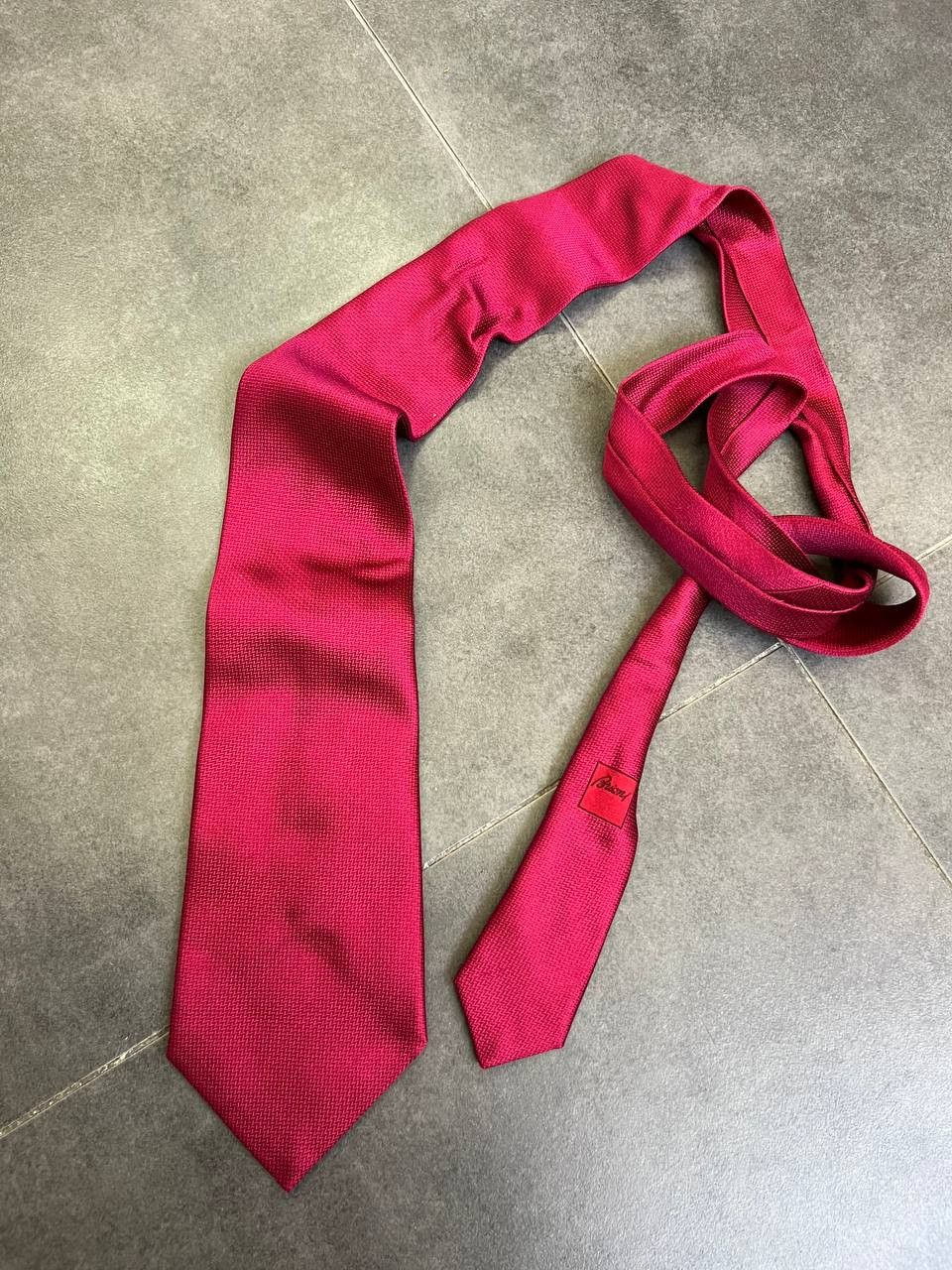 Brioni tie
