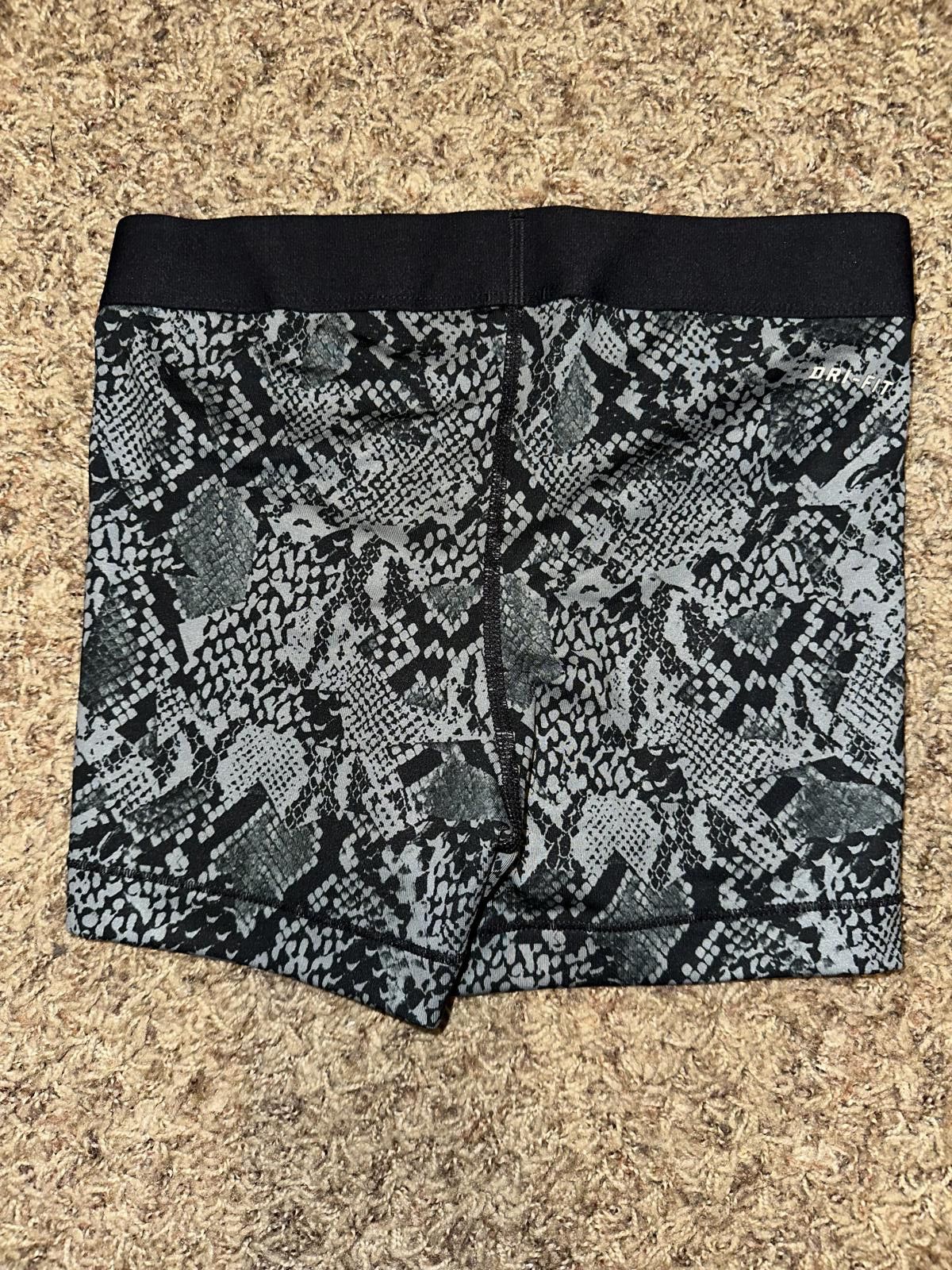 Nike Nike Pro Vixen Womens Training Shorts Size 28" / US 6 / IT 42 - 7 Thumbnail
