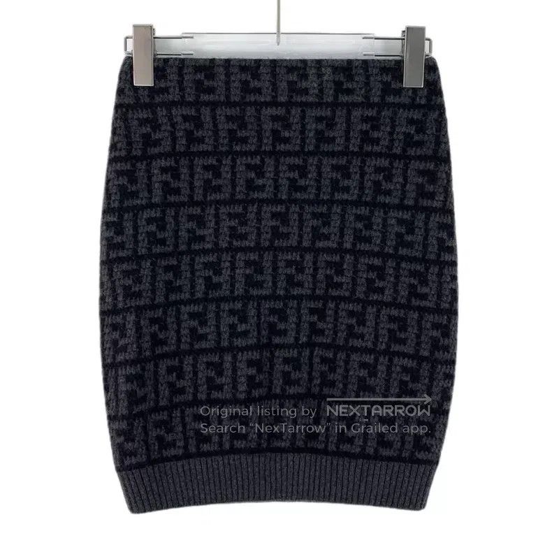 Fendi Fendi Beige-Grey Classic Double F Monogram Printed Cashmer Size 24" / US 00 / IT 34 - 1 Thumbnail