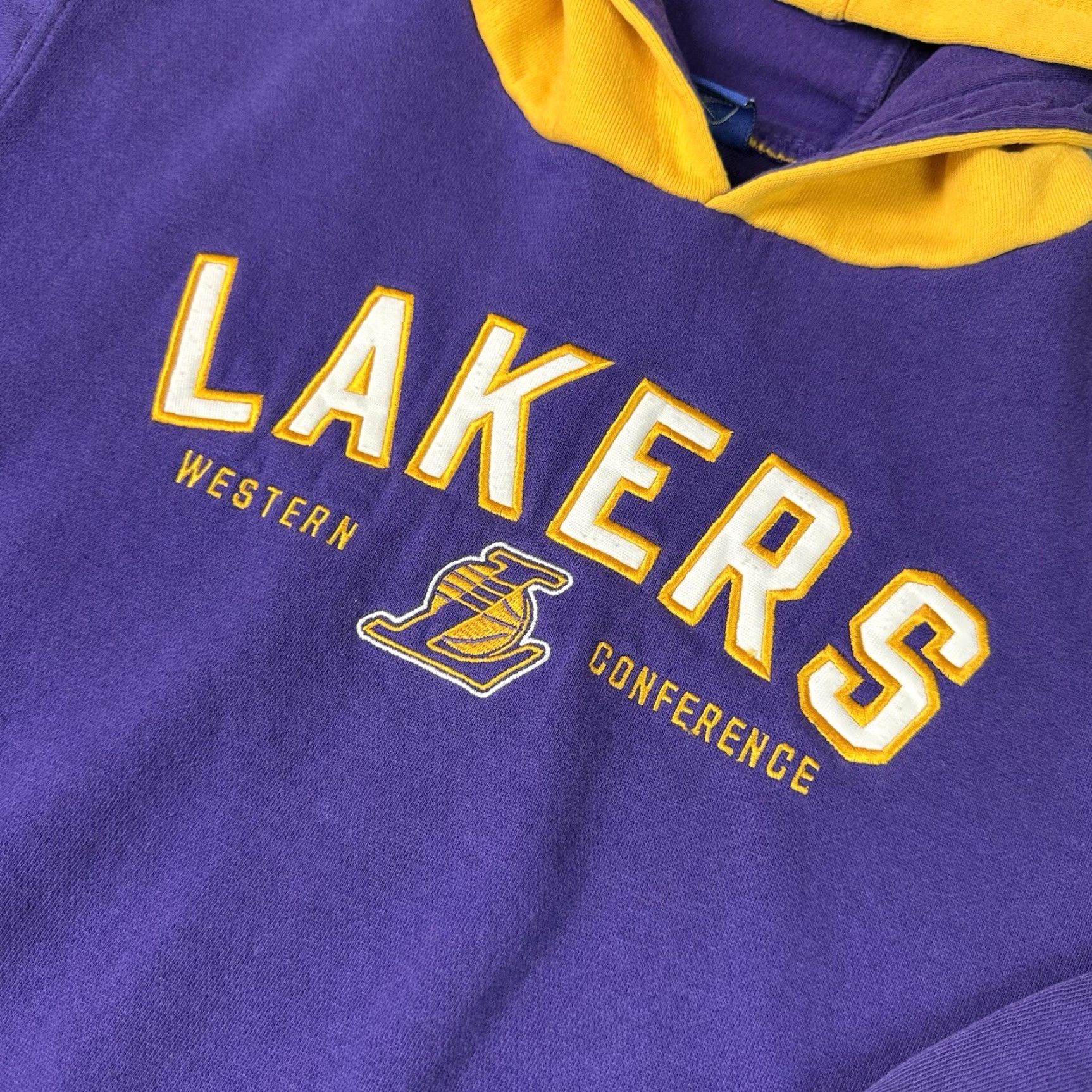 Reebok VINTAGE Reebok Hoodie Mens Purple Embroidered LA Lakers Sweatshirt M Size US M / EU 48-50 / 2 - 3 Thumbnail