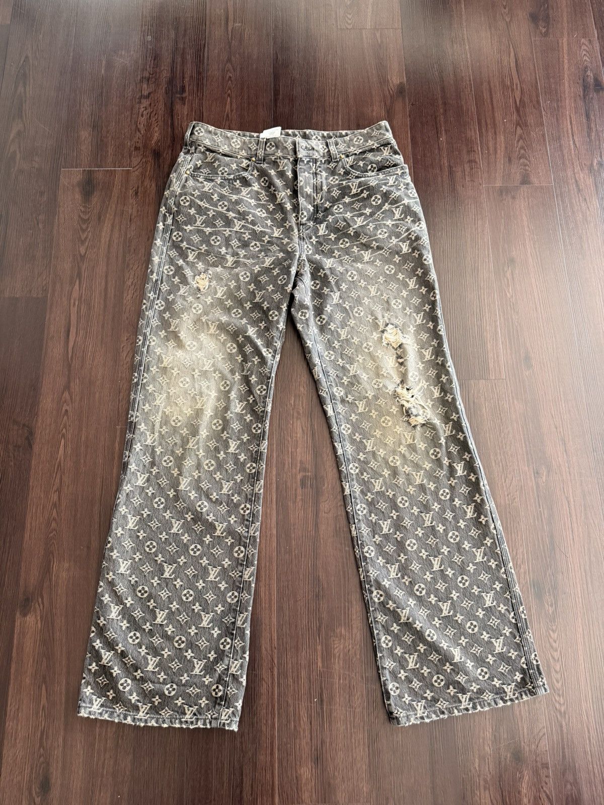 Louis Vuitton Louis Vuitton Monogram Black Denim Size US 33 - 1 Thumbnail