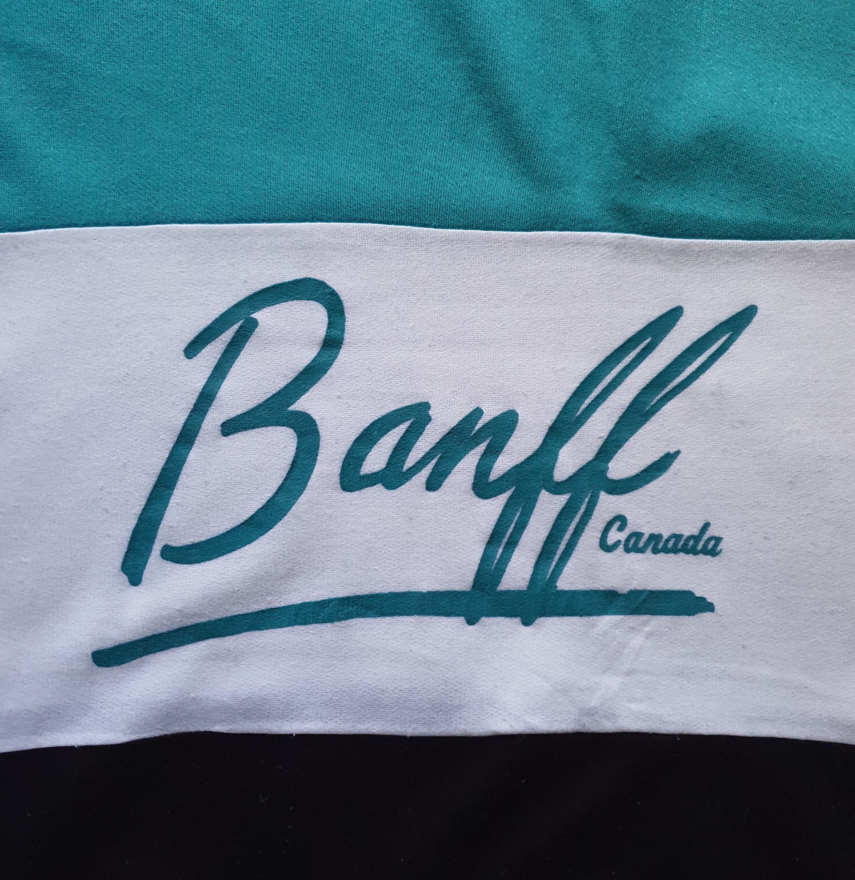 Vintage Vintage BANFF Canada souvenir 90s sweatshirt size XL Size US XL / EU 56 / 4 - 5 Thumbnail