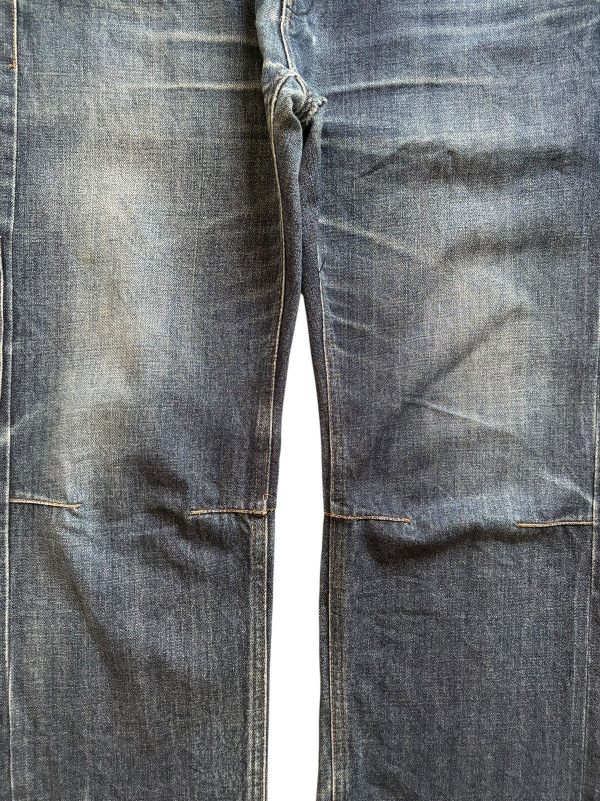 Japanese Brand Vintage Japanese Brand Faded Wash Spell Out Baggy Jeans Size US 38 / EU 54 - 5 Thumbnail