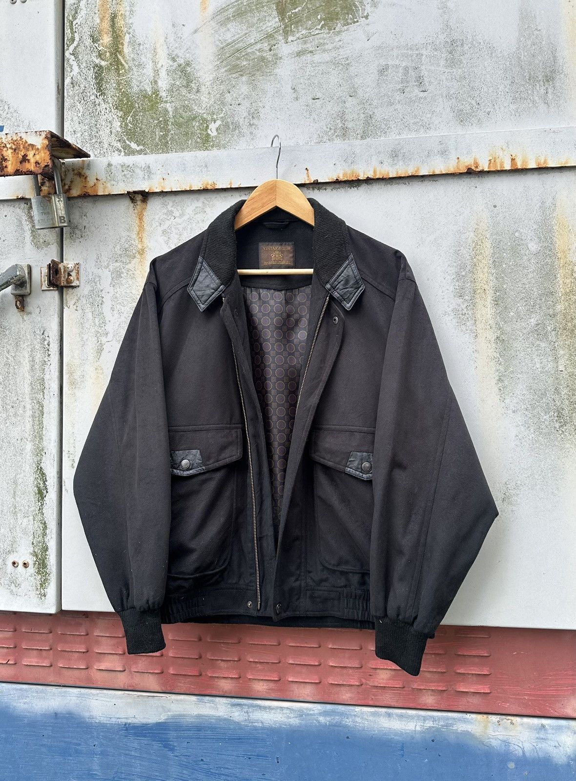 Vintage 👹Vintaige Club Black Suede Bomber Jacket Size US M / EU 48-50 / 2 - 1 Thumbnail